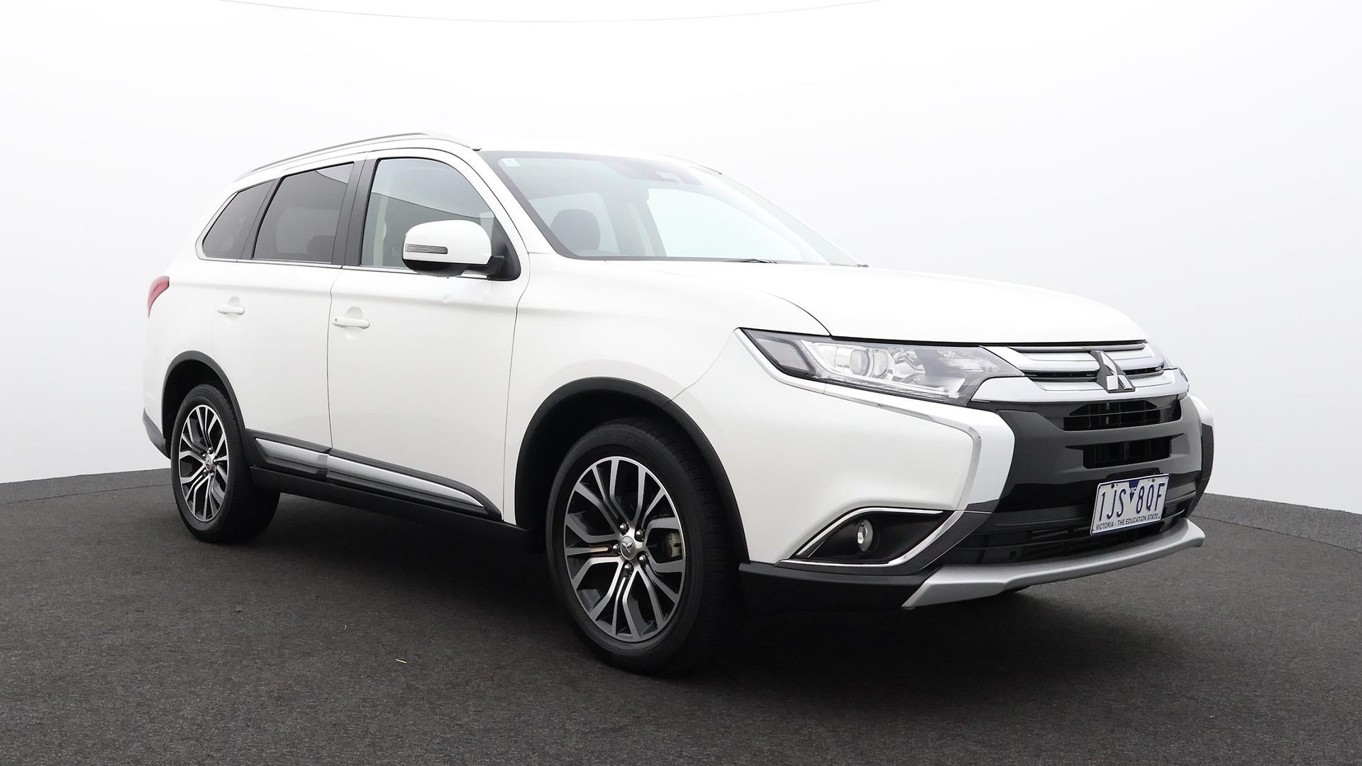 Mitsubishi Outlander image 2