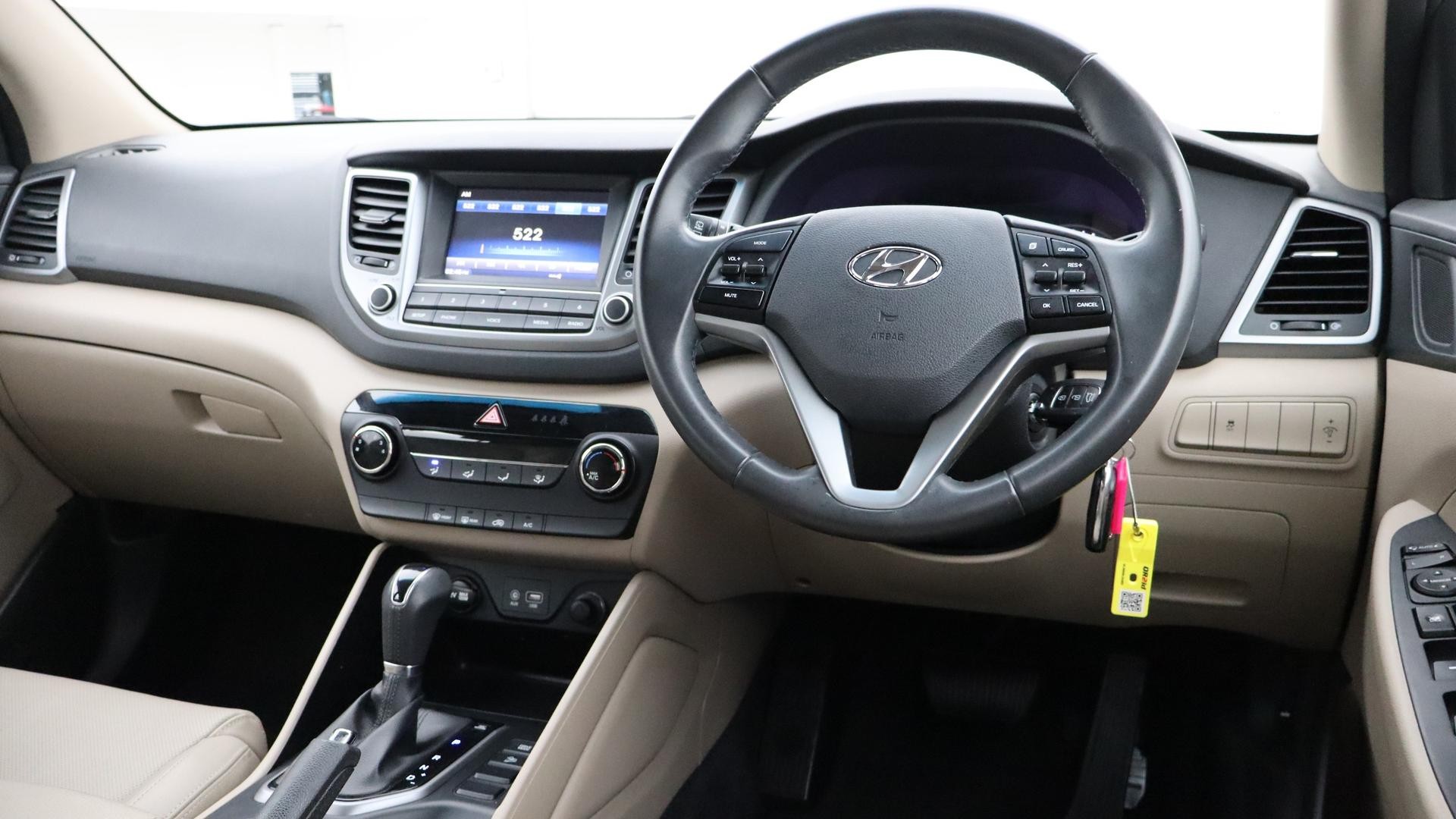 Hyundai Tucson image 4