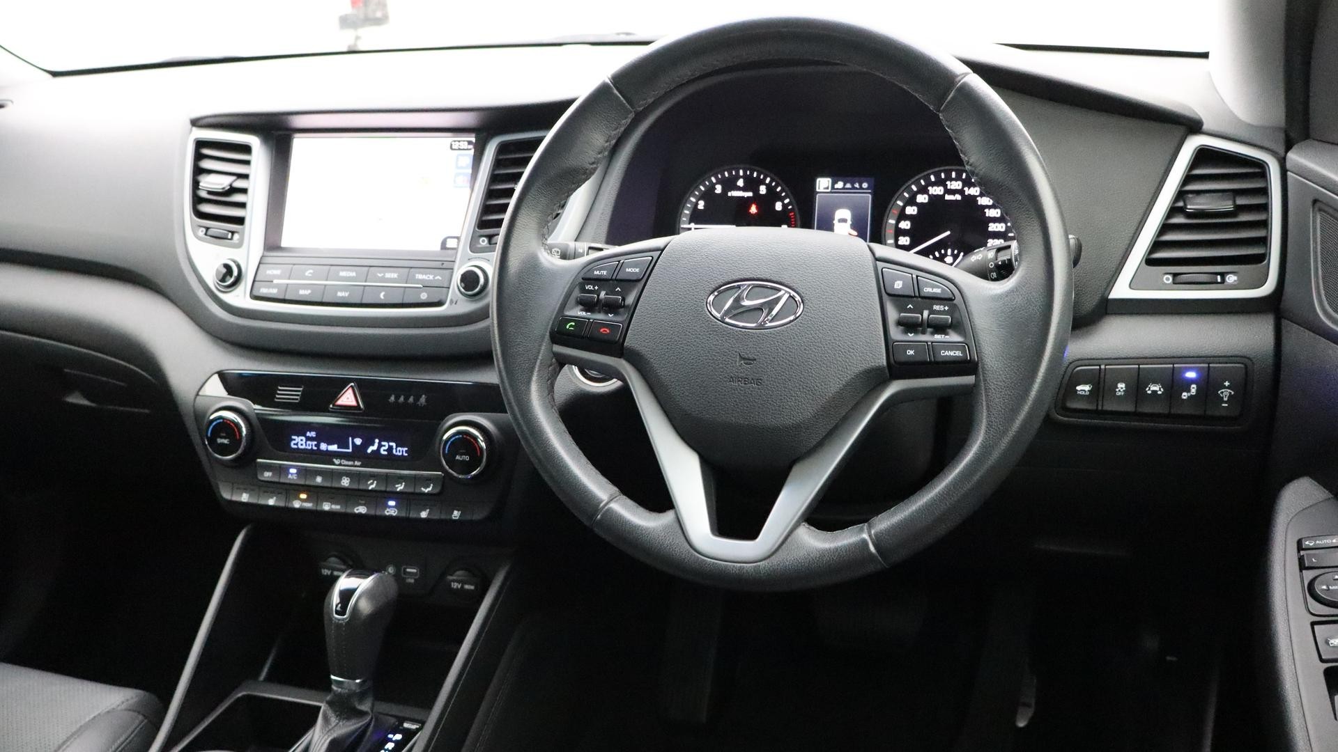 Hyundai Tucson image 4