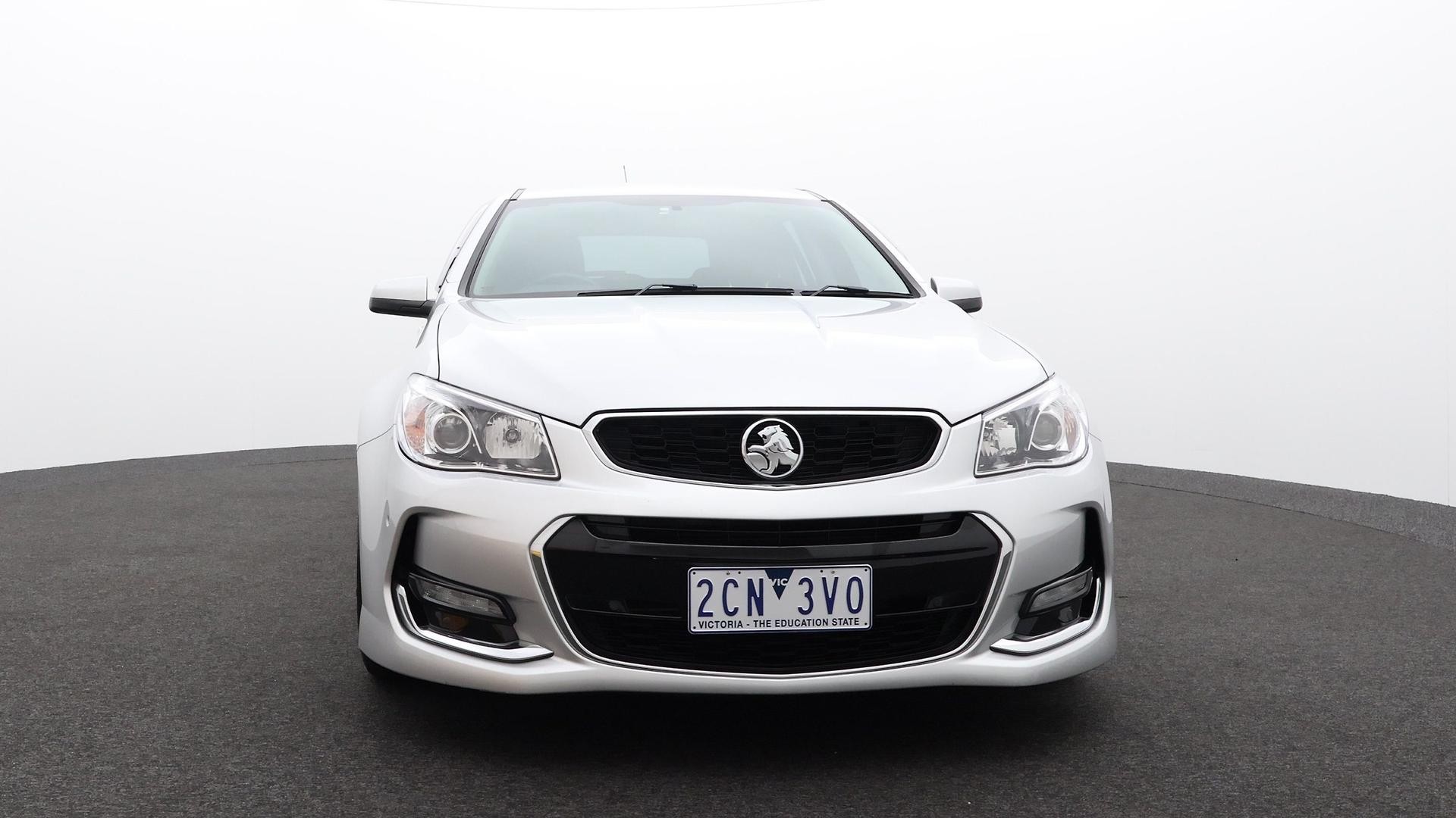 Holden Commodore image 3