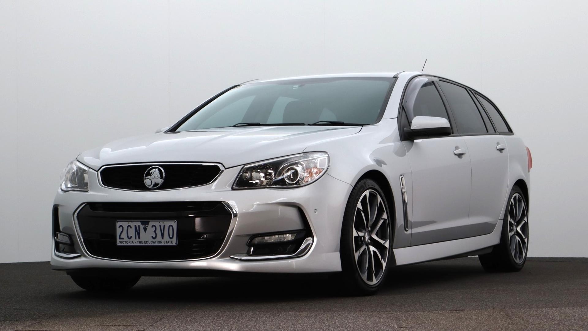 Holden Commodore image 1