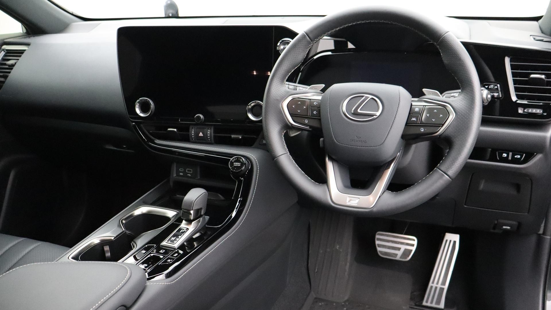Lexus Nx image 4