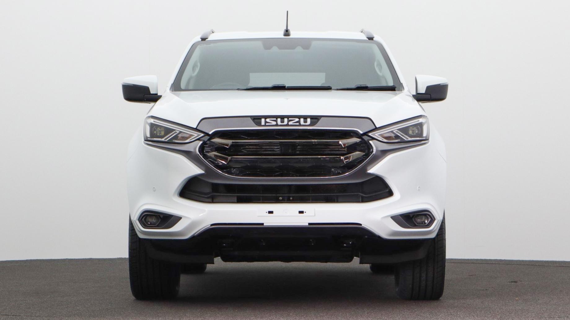 Isuzu Mu-x image 3
