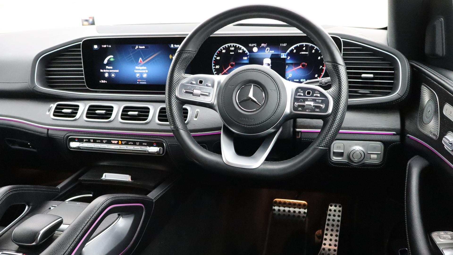 Mercedes Benz Gls-class image 4