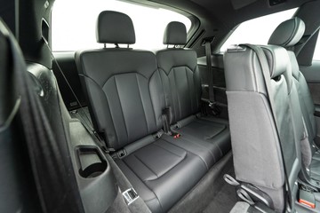 https://dvg-vehicle-assets.s3.amazonaws.com/C1774/3qc5xx1zkxd71wei4o8mufqz8.jpg