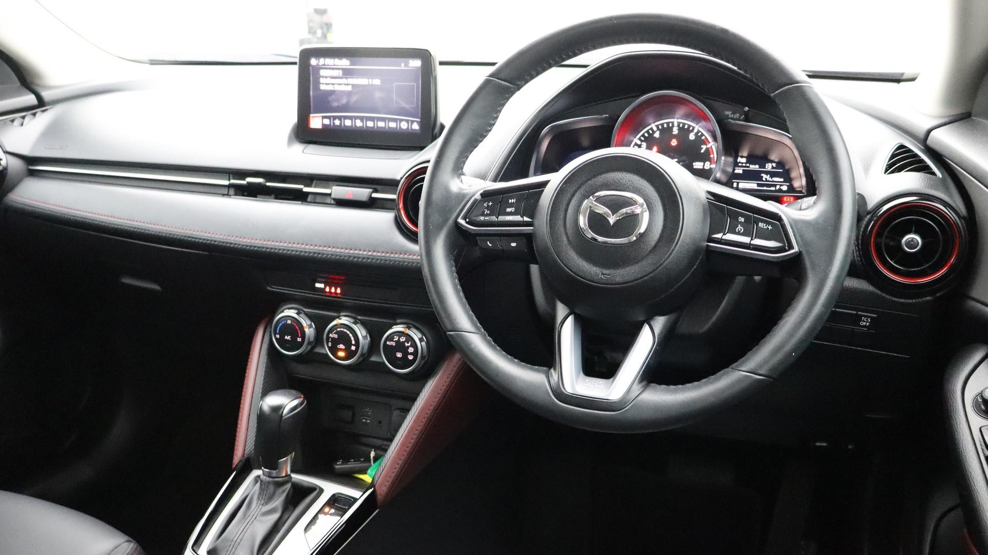 Mazda Cx-3 image 4