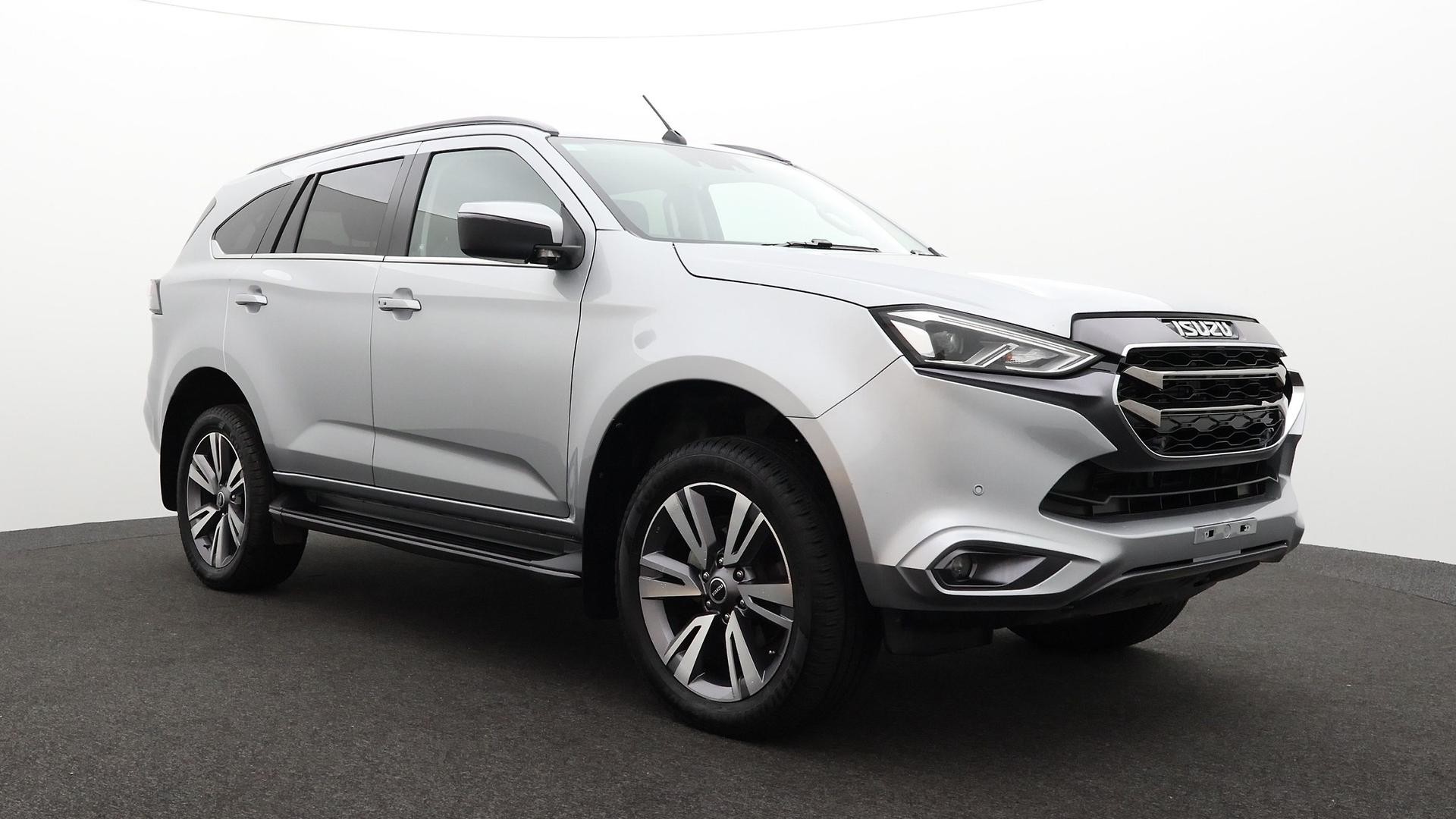 Isuzu Mu-x image 2