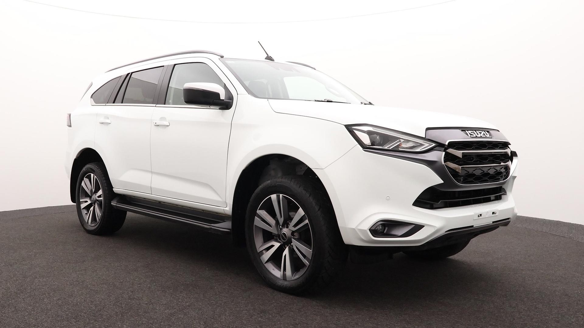 Isuzu Mu-x image 2