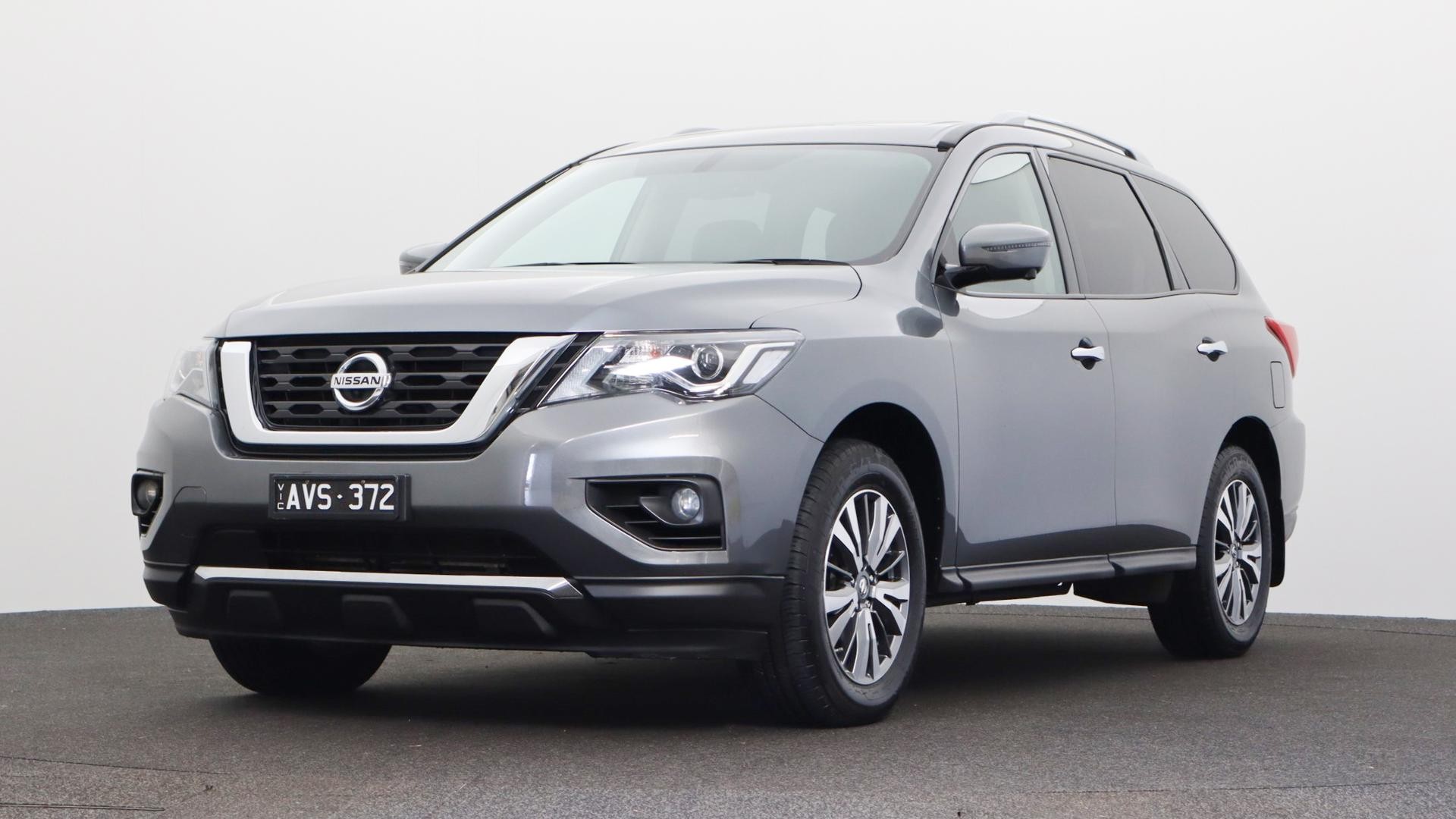 Nissan Pathfinder image 1
