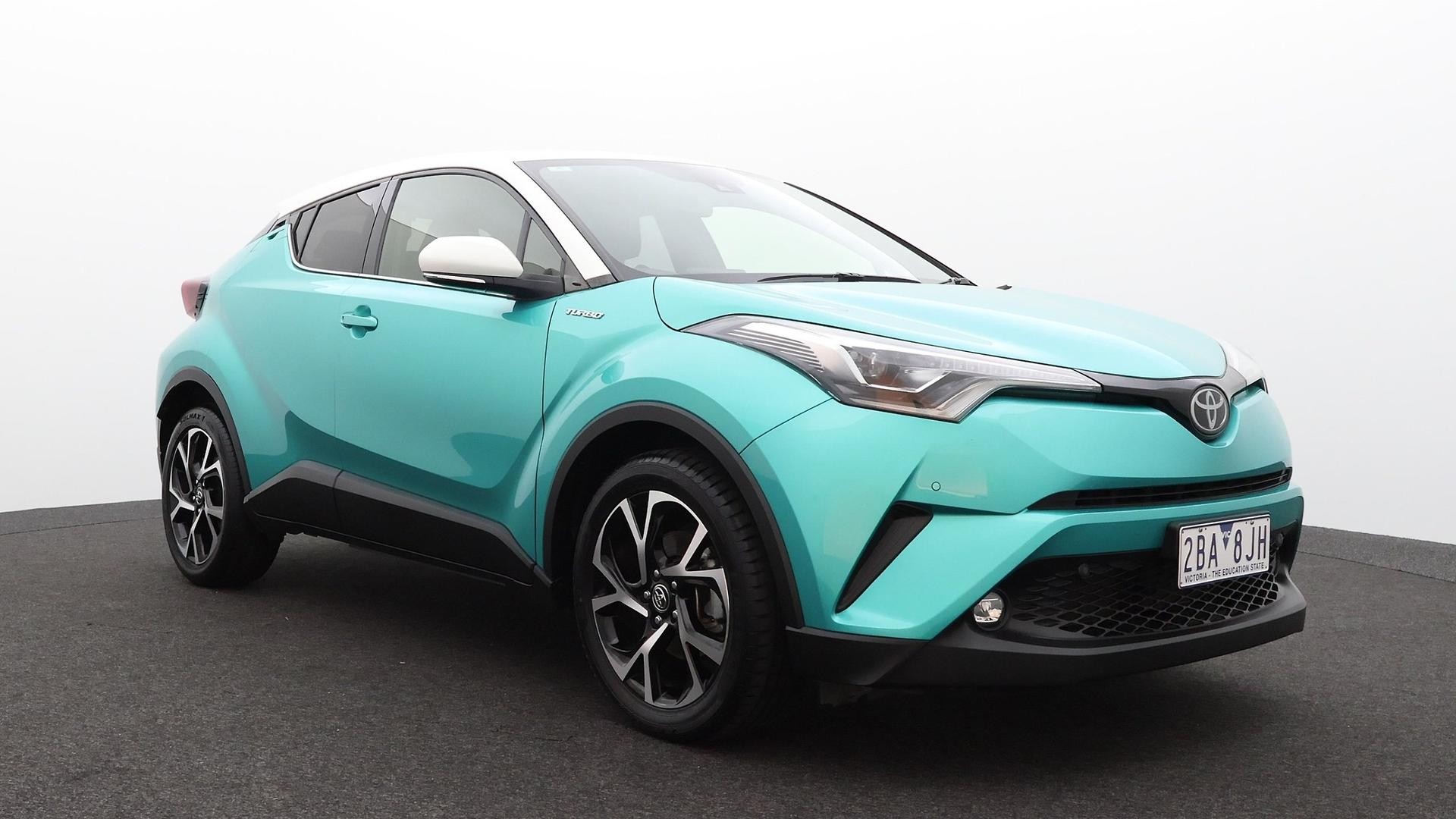 Toyota C-hr image 2