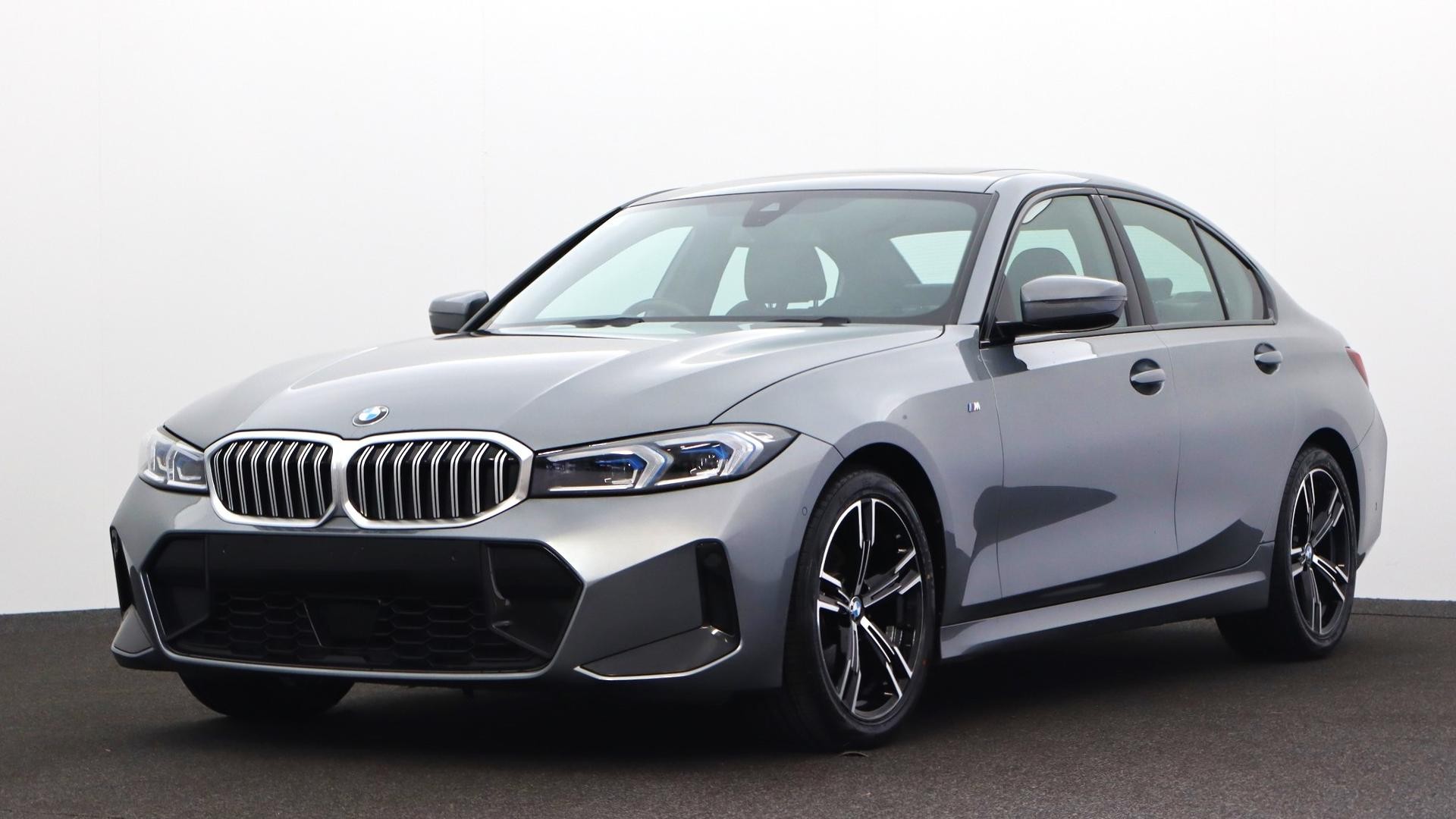 BMW 3 Series image 1