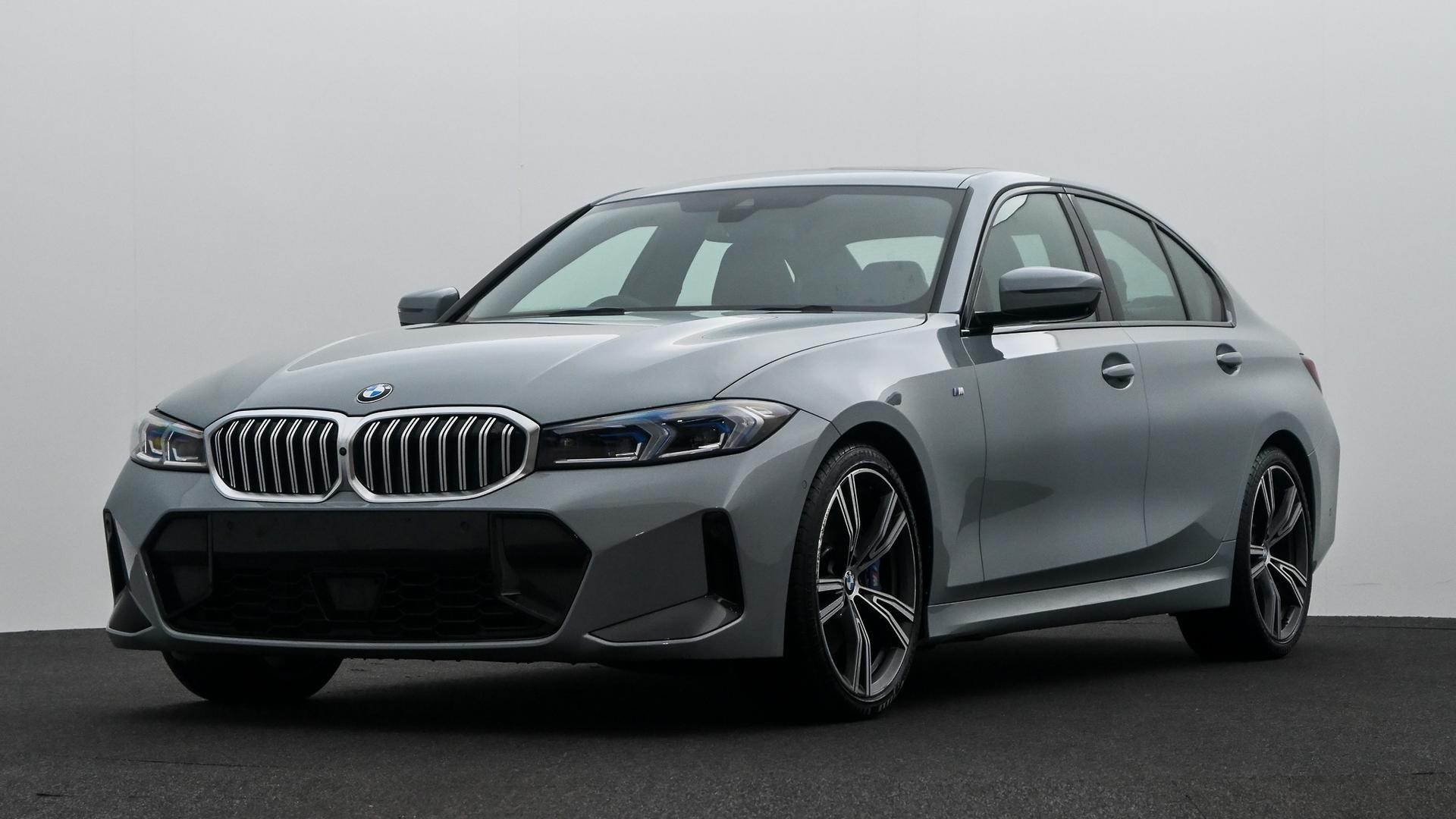 BMW 3 Series image 1