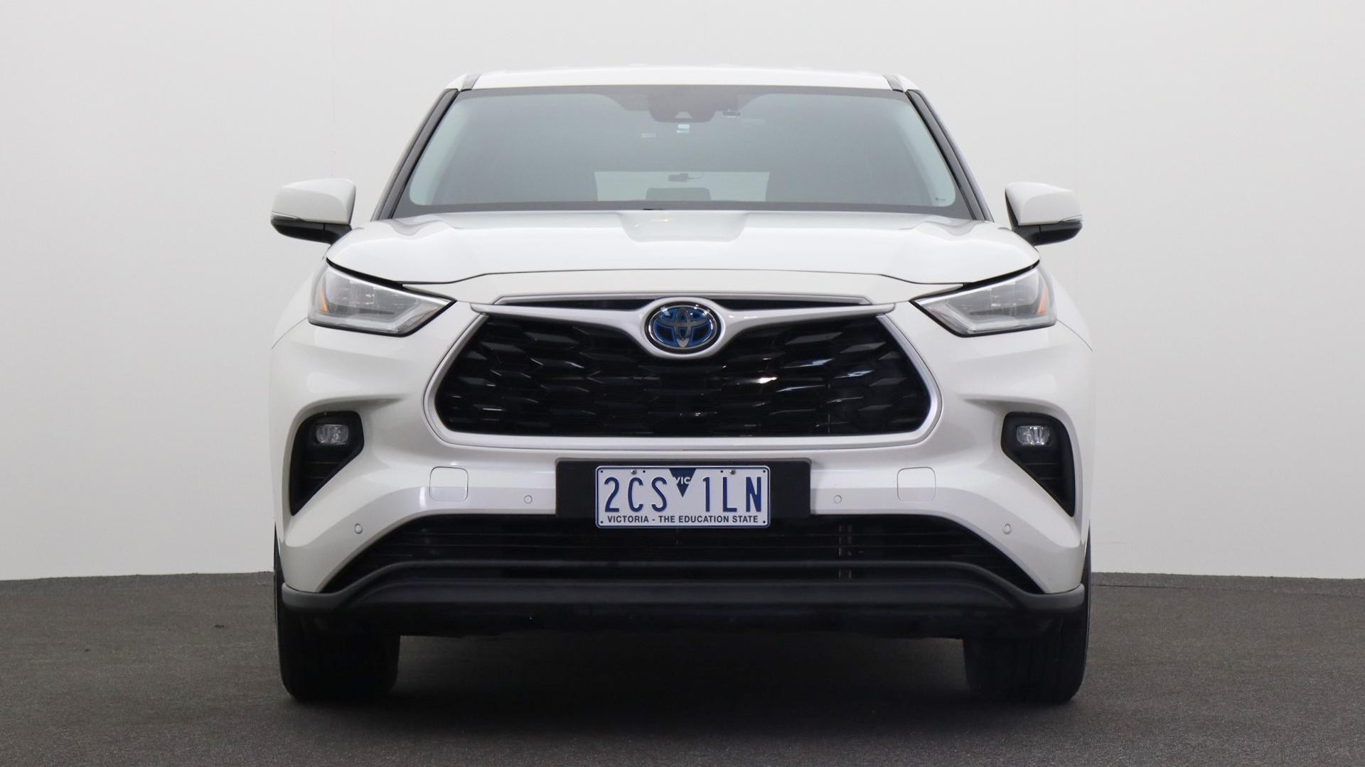 Toyota Kluger image 2