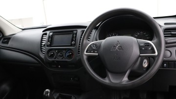 https://dvg-vehicle-assets.s3.amazonaws.com/C1867/3r0qbk6q3r77l5lscr2om2p01.jpg