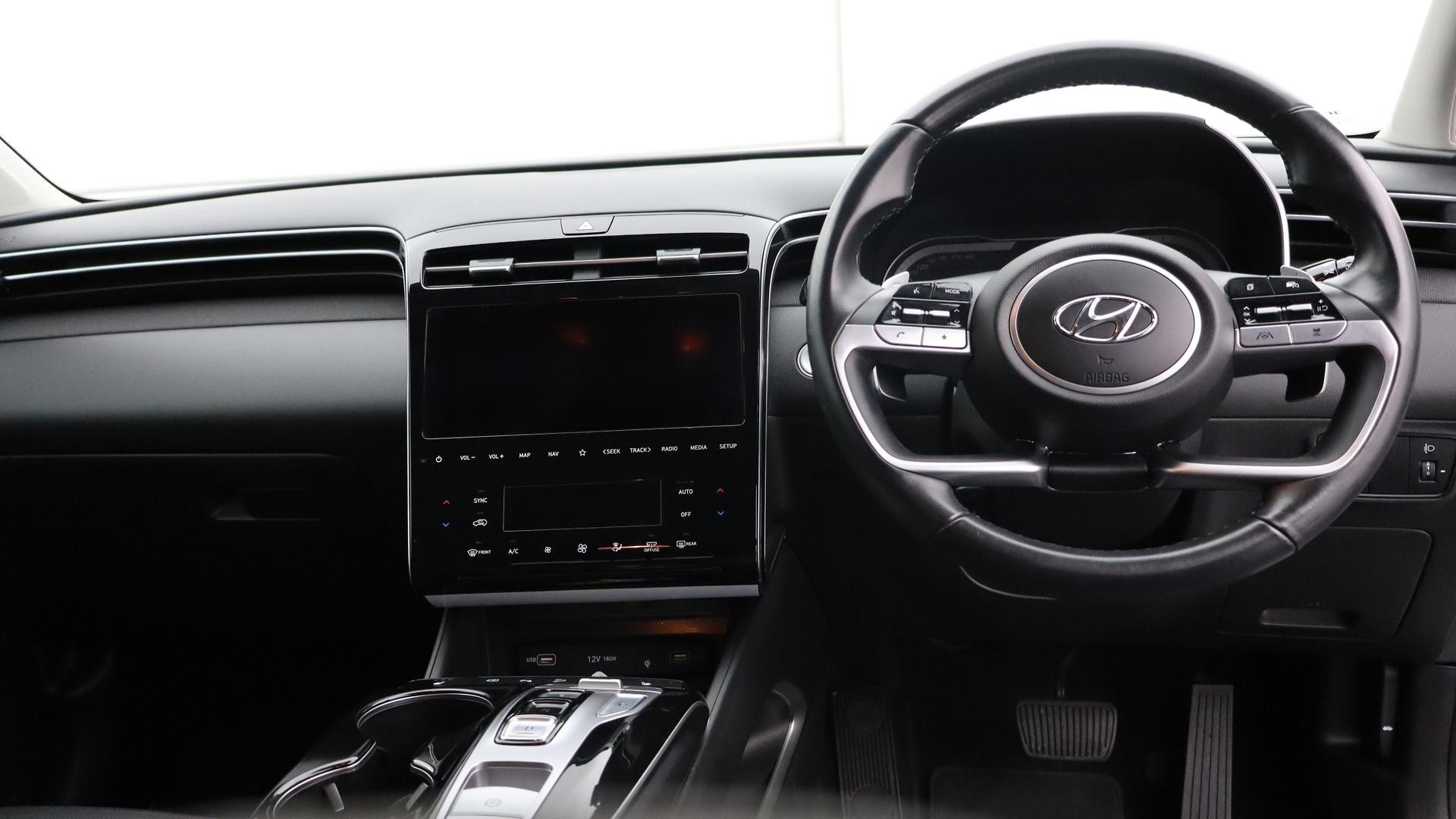 Hyundai Tucson image 4