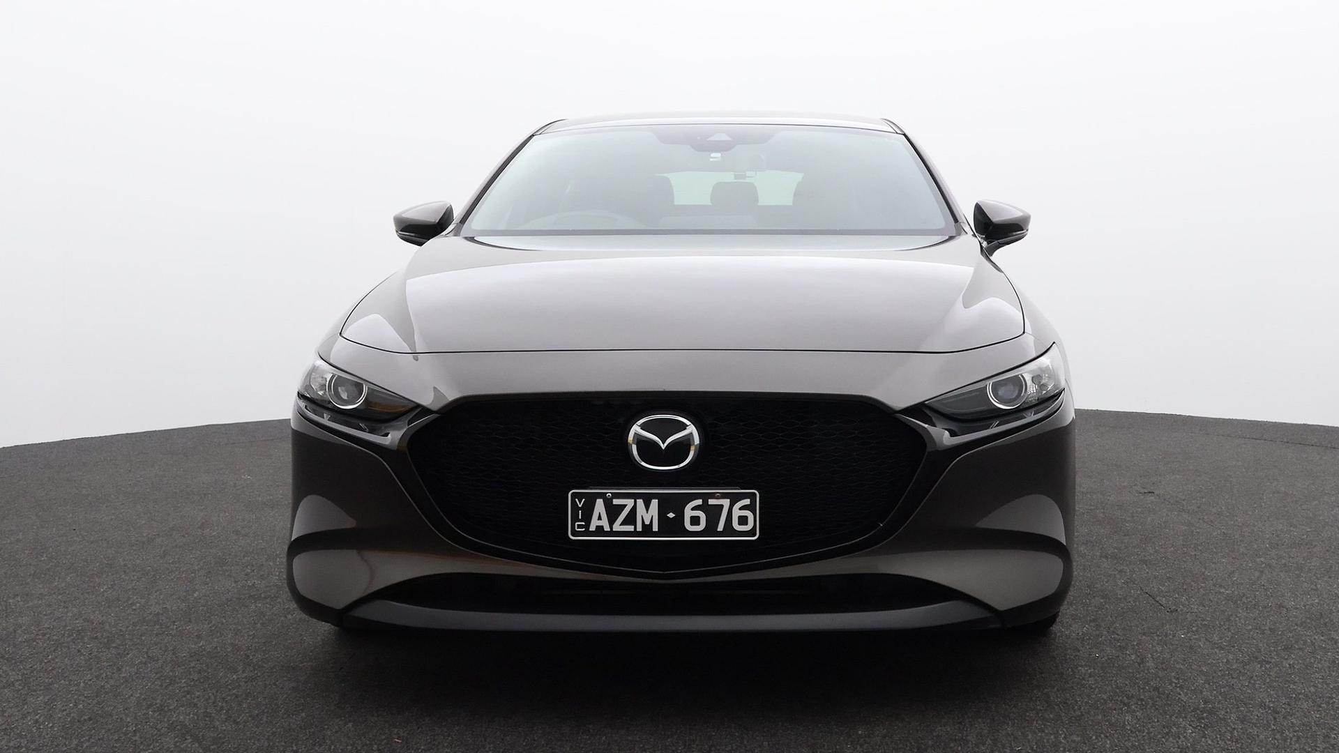 Mazda 3 image 2