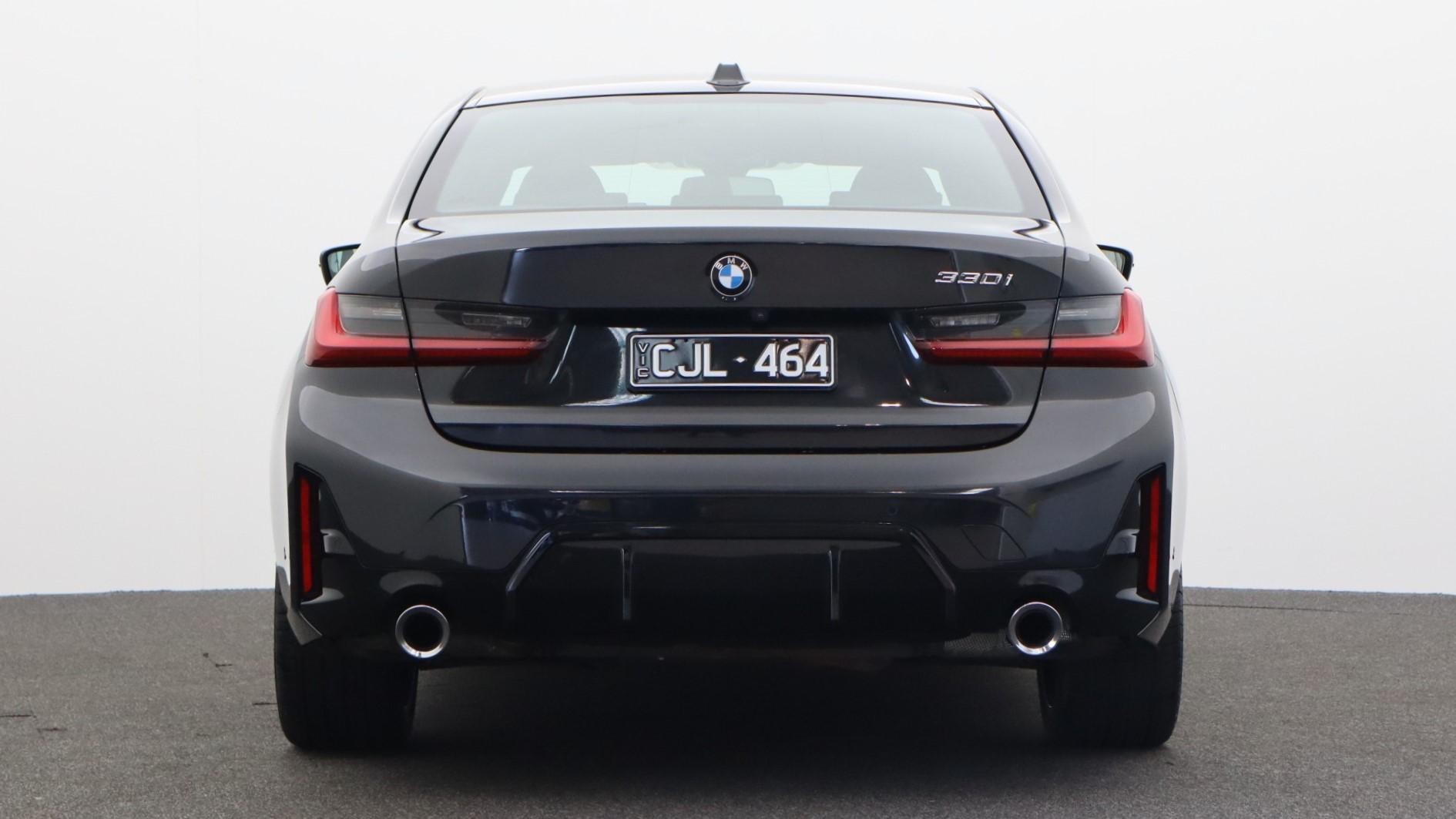 BMW 3 Series image 3