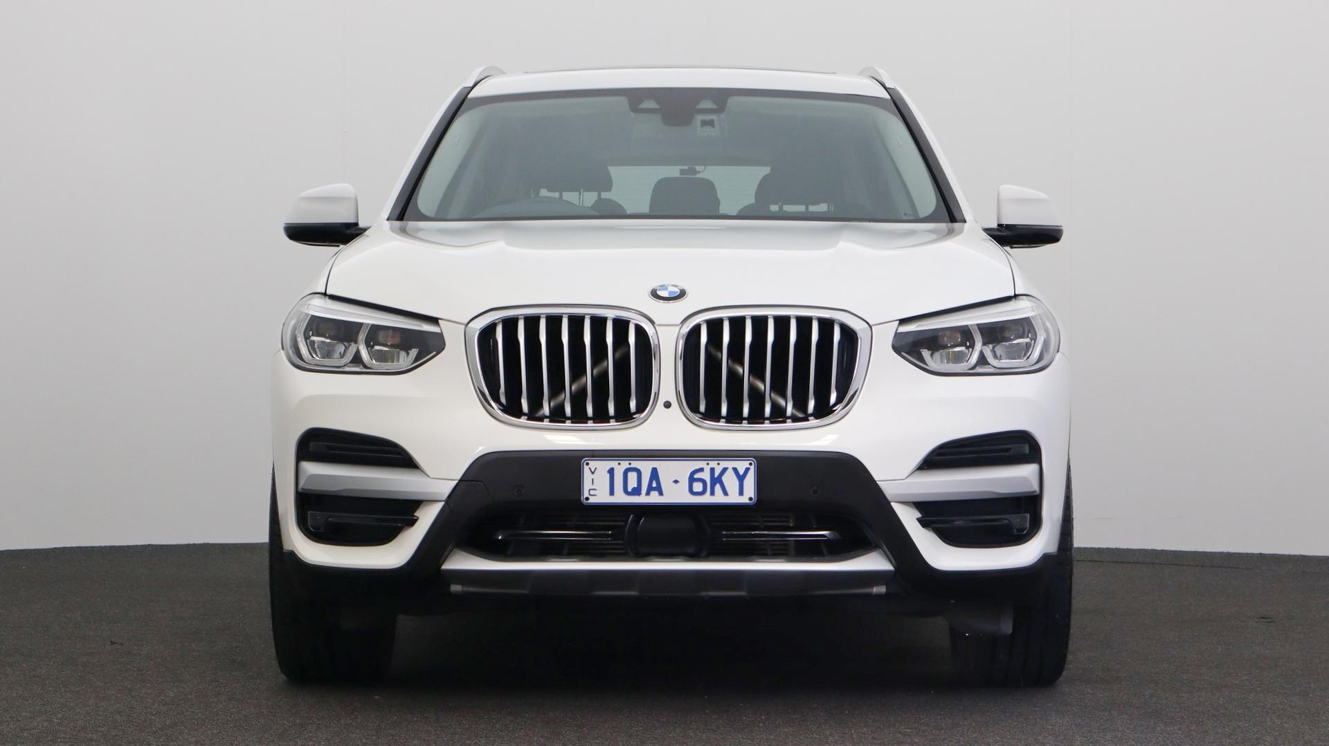 BMW X3 image 2