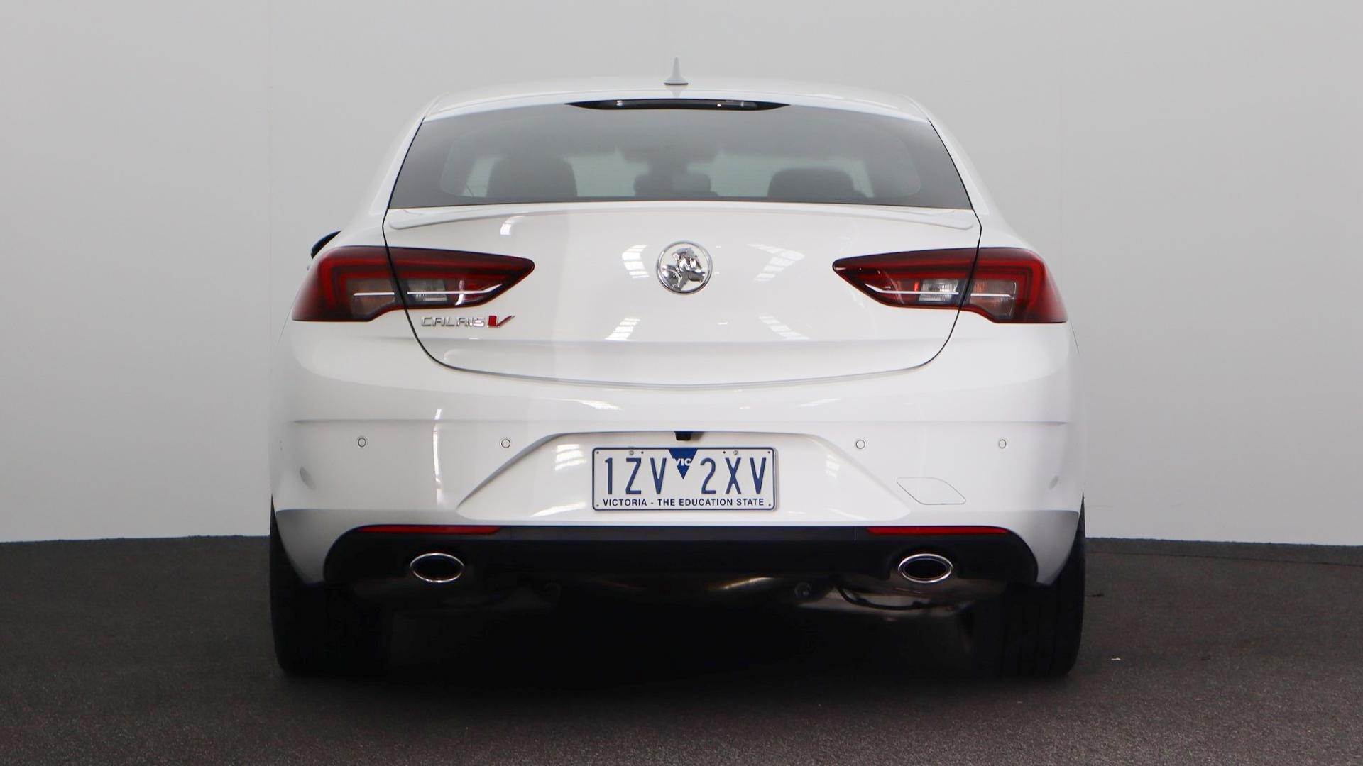 Holden Calais image 3