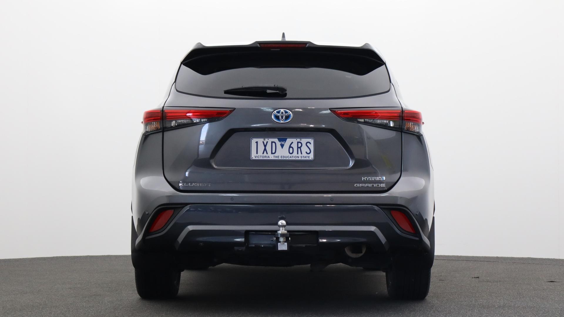 Toyota Kluger image 3