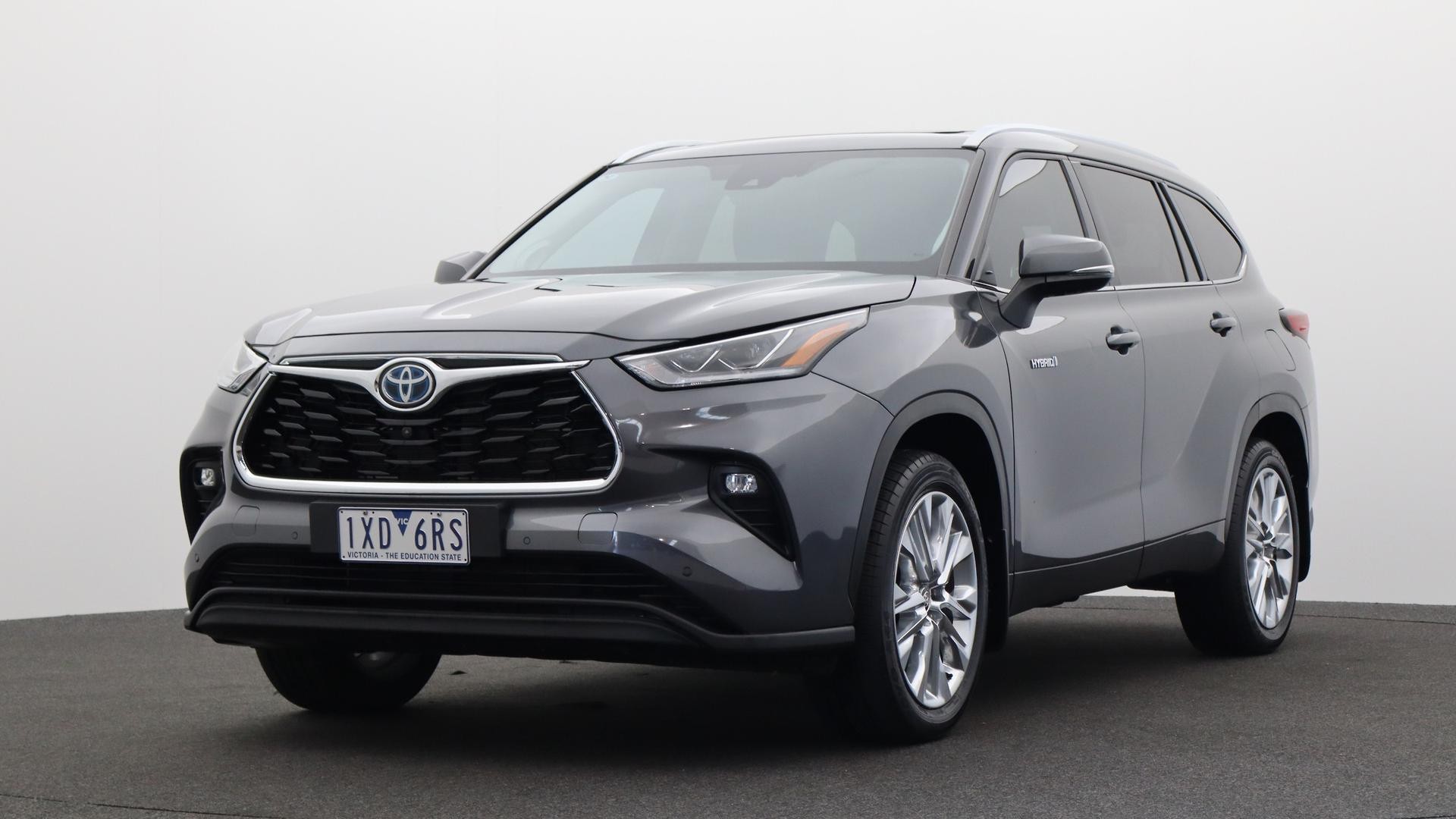 Toyota Kluger image 1
