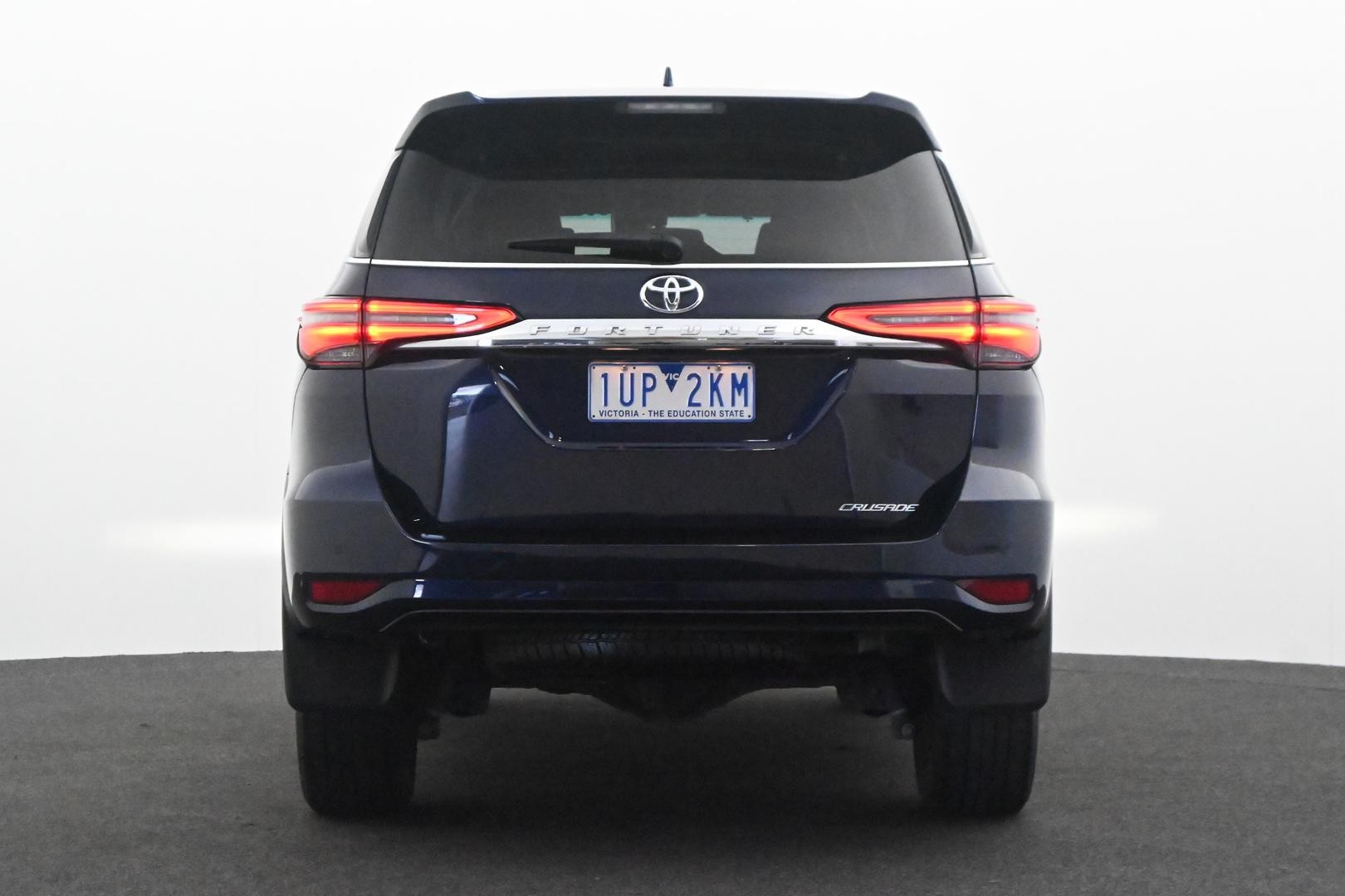 Toyota Fortuner image 3