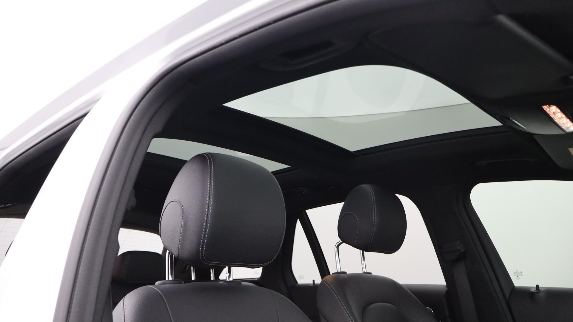 Mercedes Benz Glc-class image 4