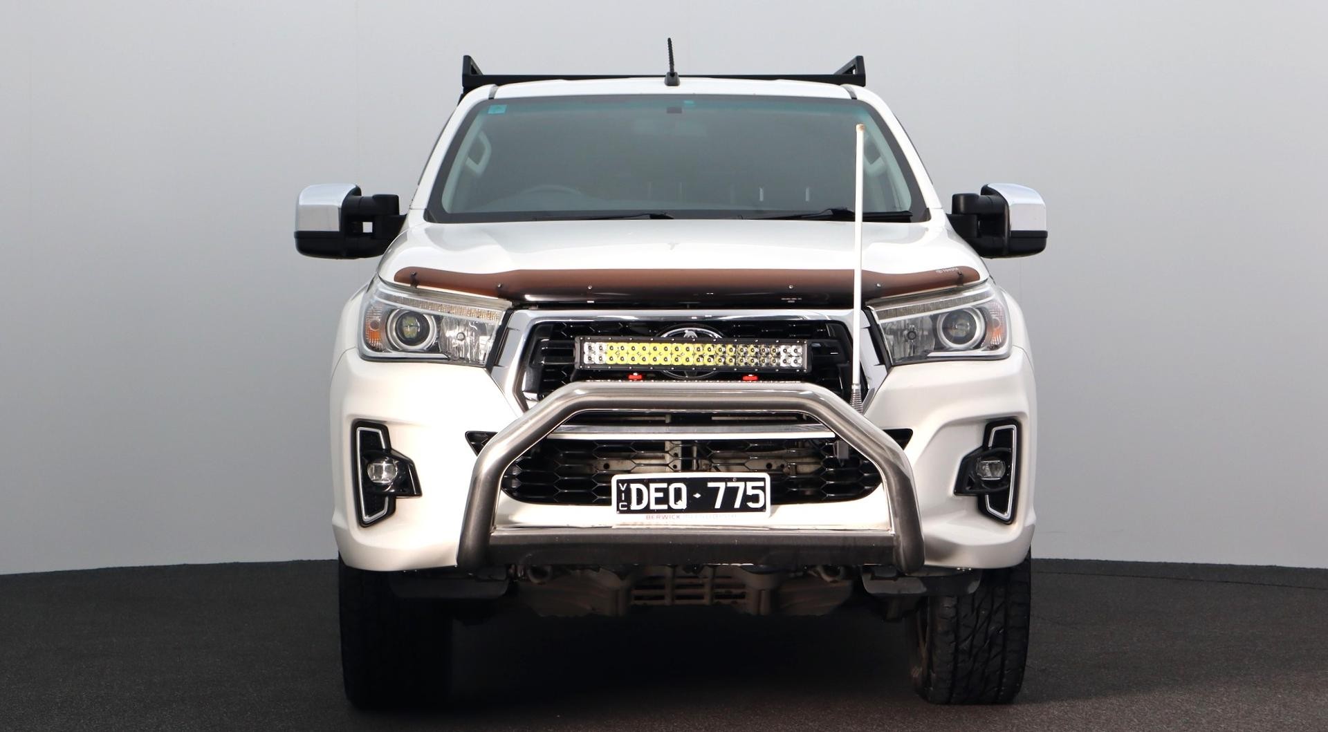 Toyota Hilux image 3