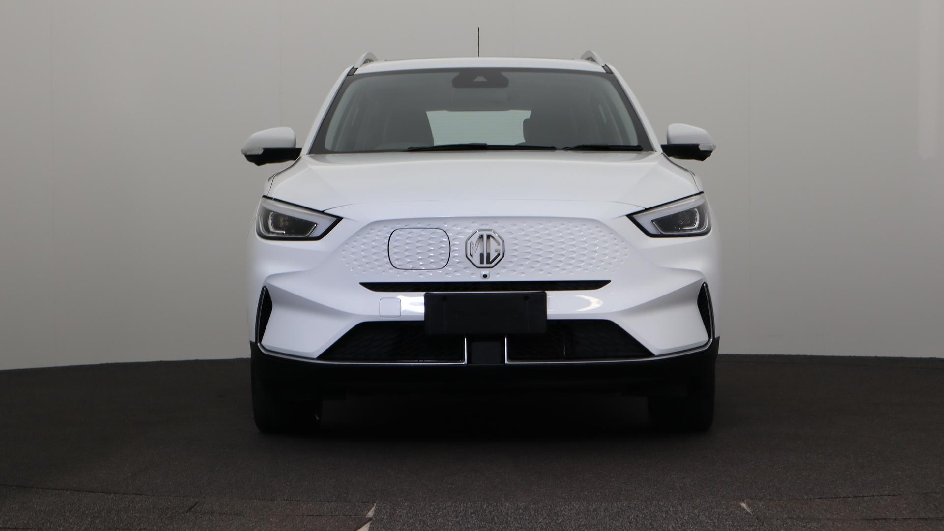 MG Zs Ev image 2