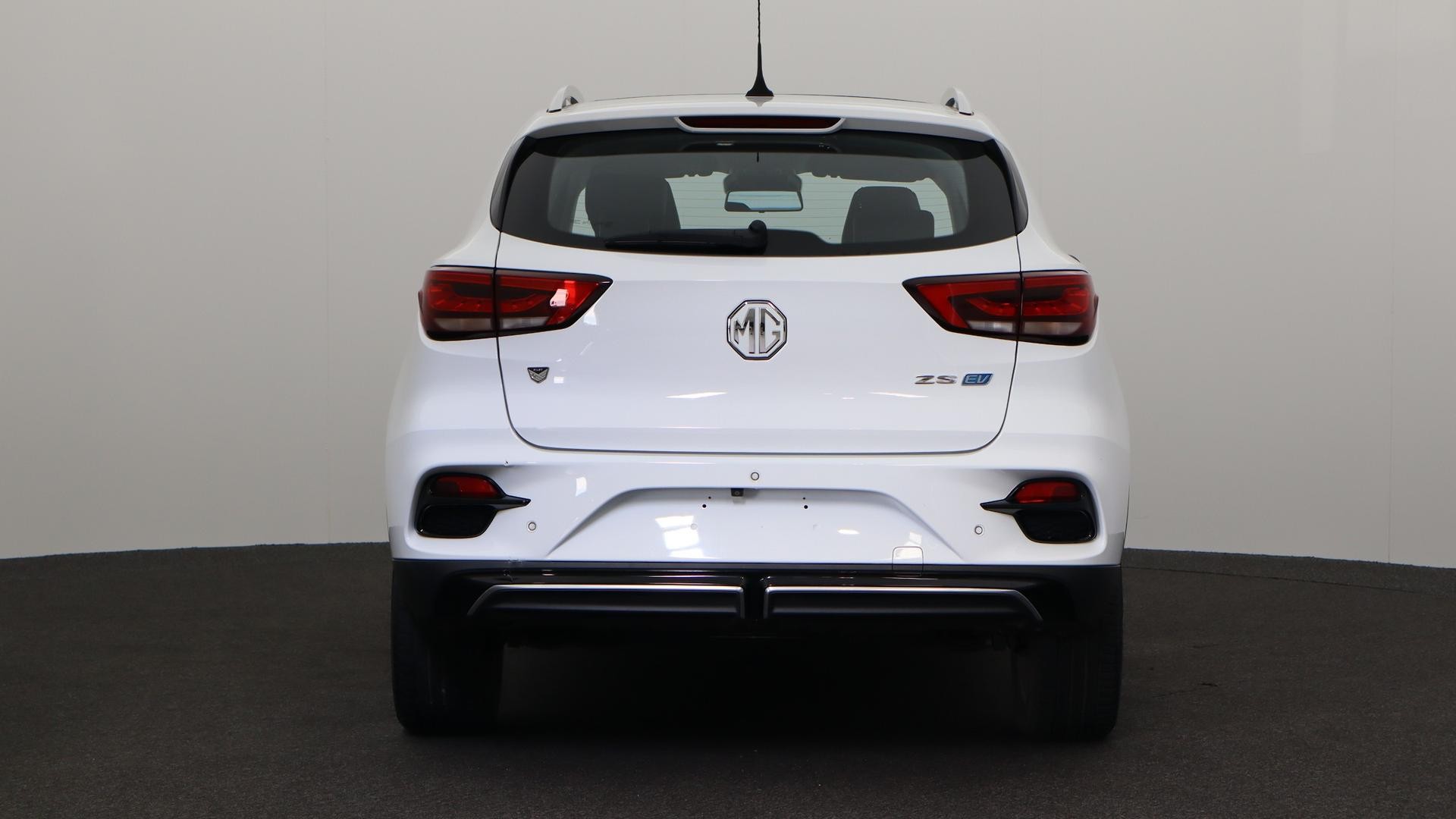 MG Zs Ev image 3