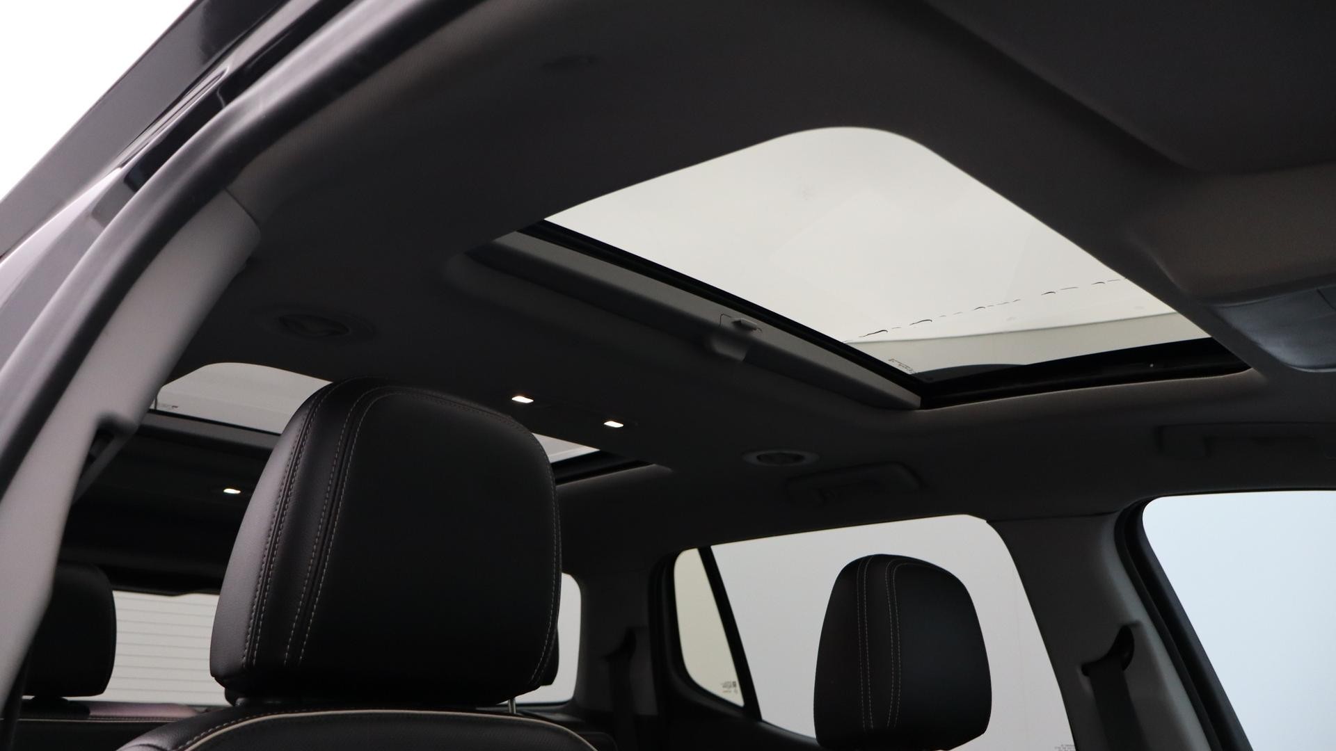 Holden Acadia image 4