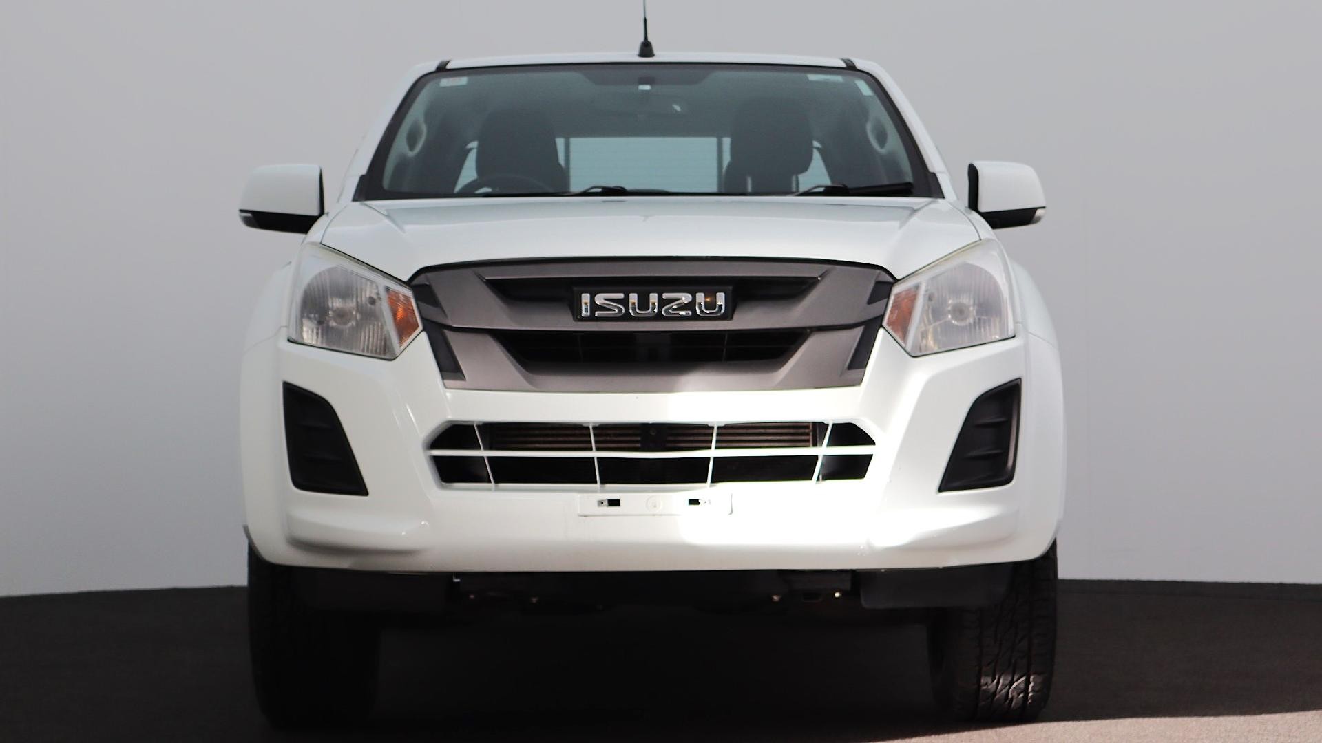 Isuzu D-max image 2