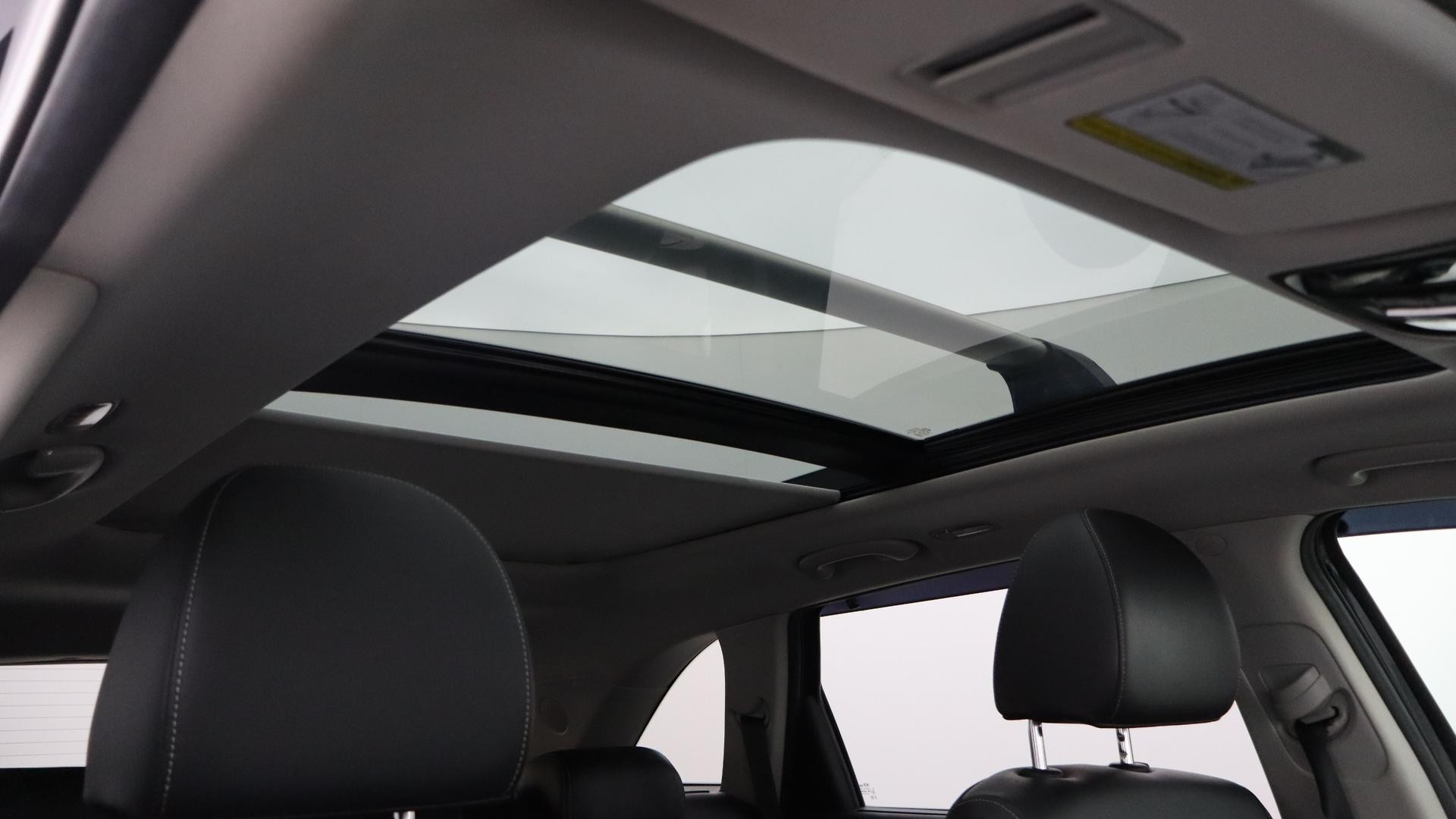 Kia Sorento image 4