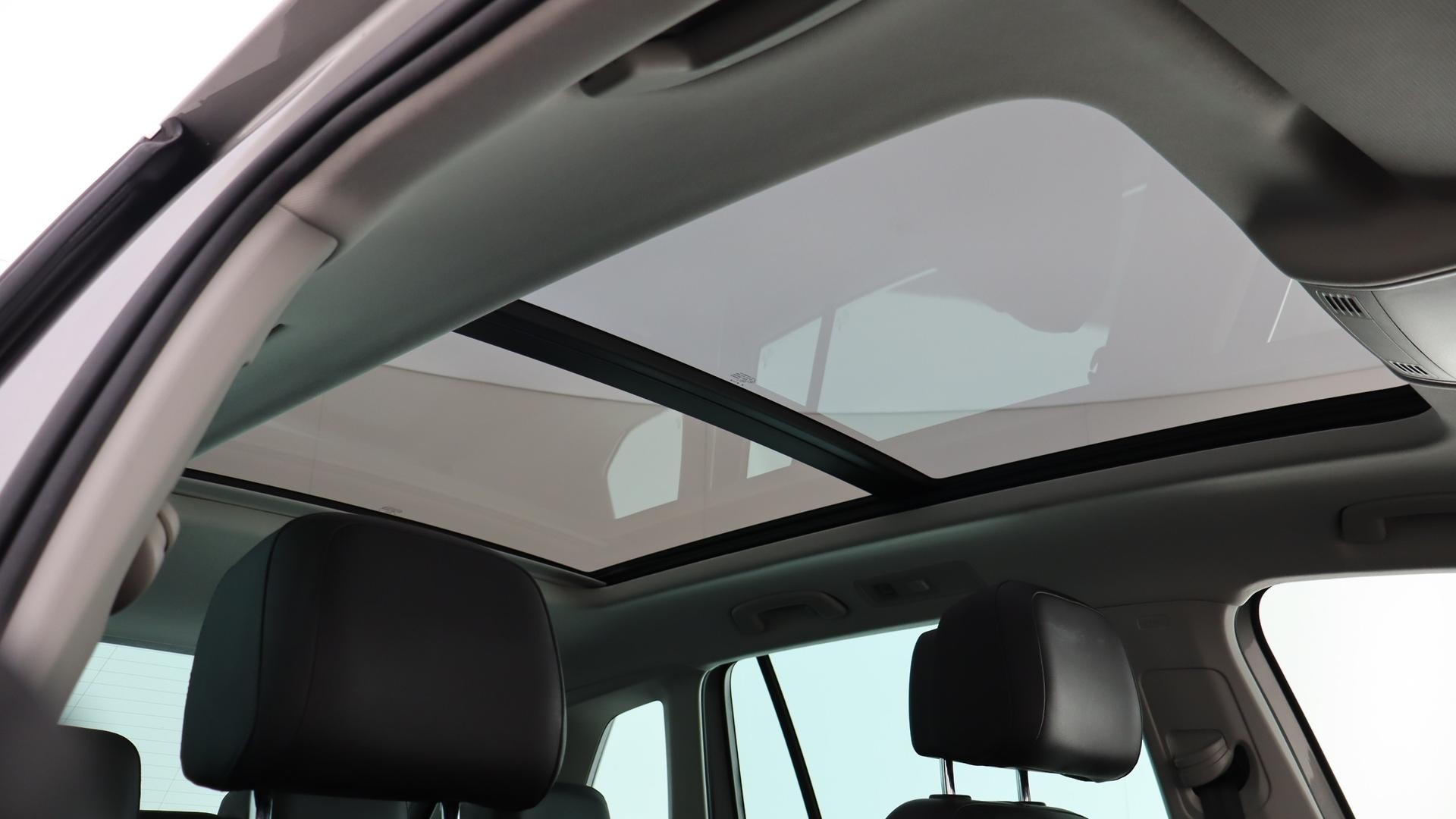 Volkswagen Tiguan image 4