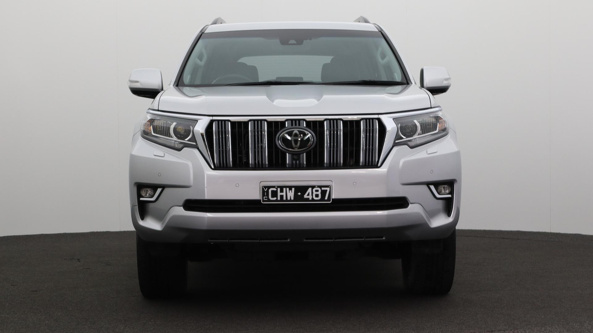 Toyota Landcruiser Prado image 2