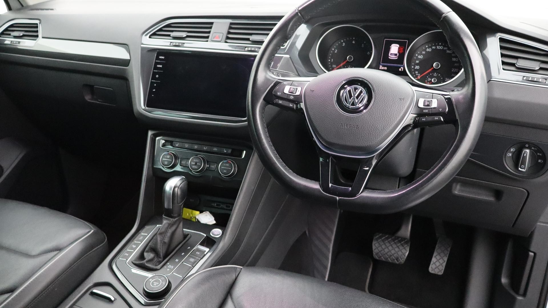 Volkswagen Tiguan image 4