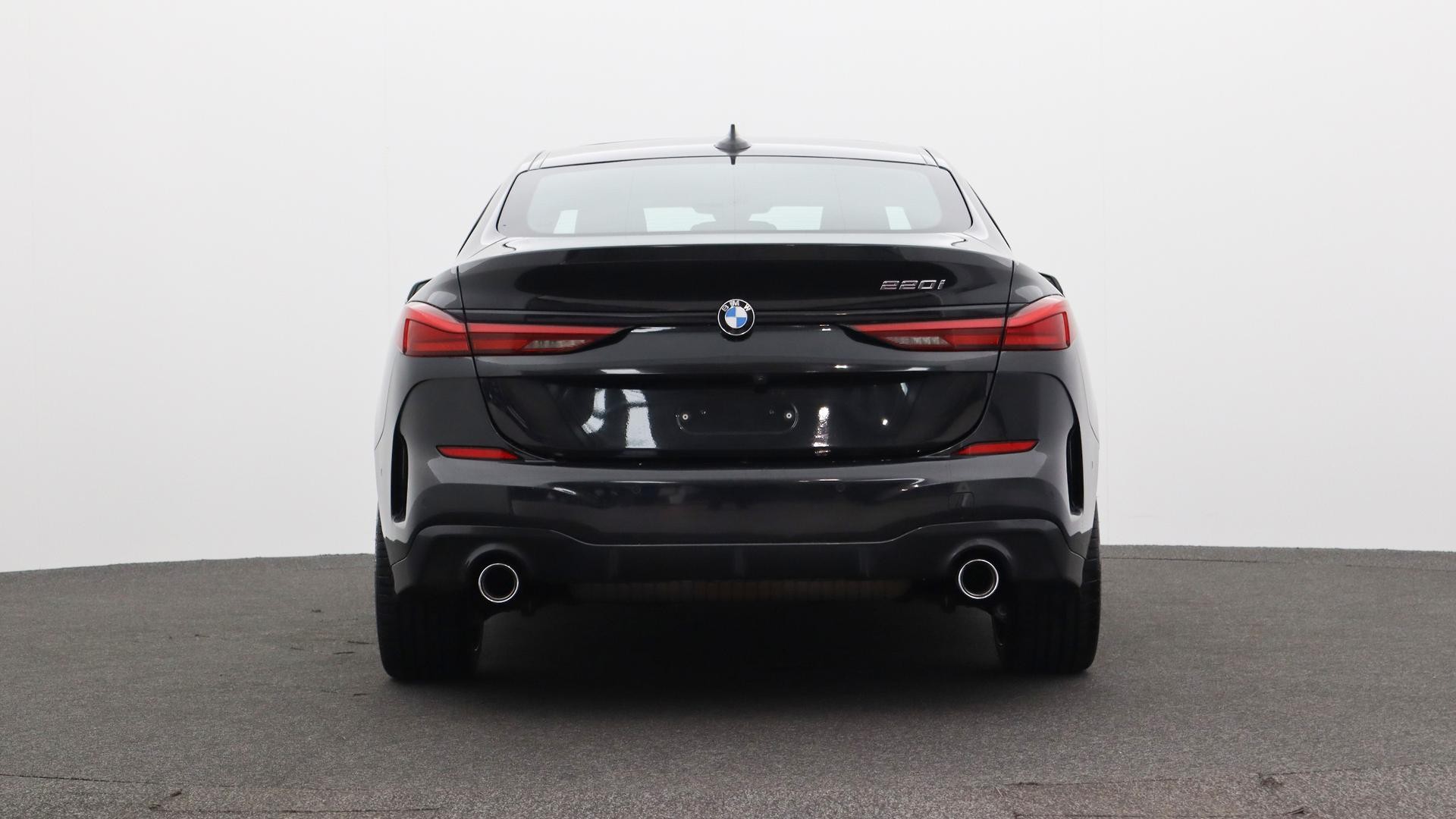 BMW 2 Series image 3