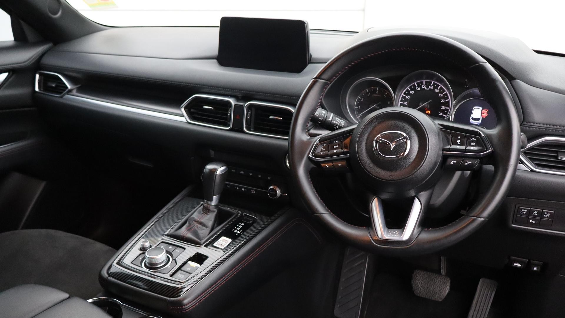 Mazda Cx-8 image 4