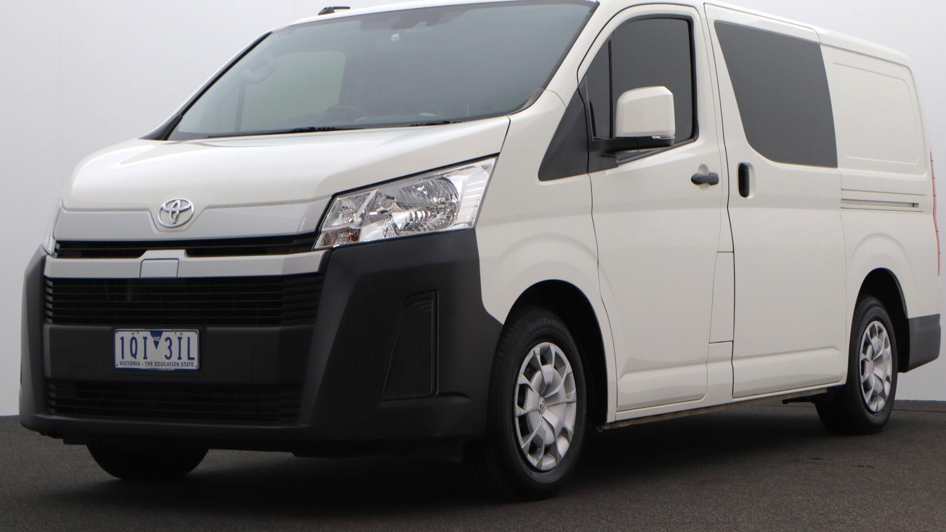 Toyota Hiace image 1