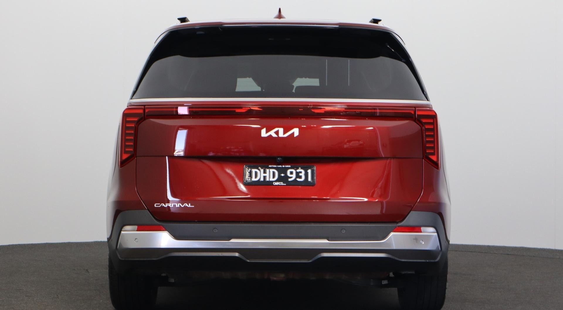 Kia Carnival image 3