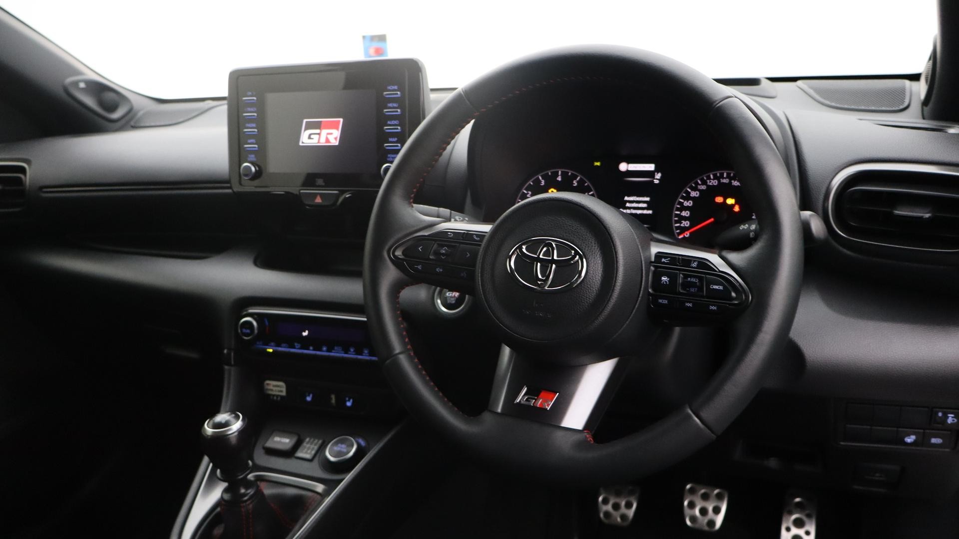 Toyota Yaris image 4