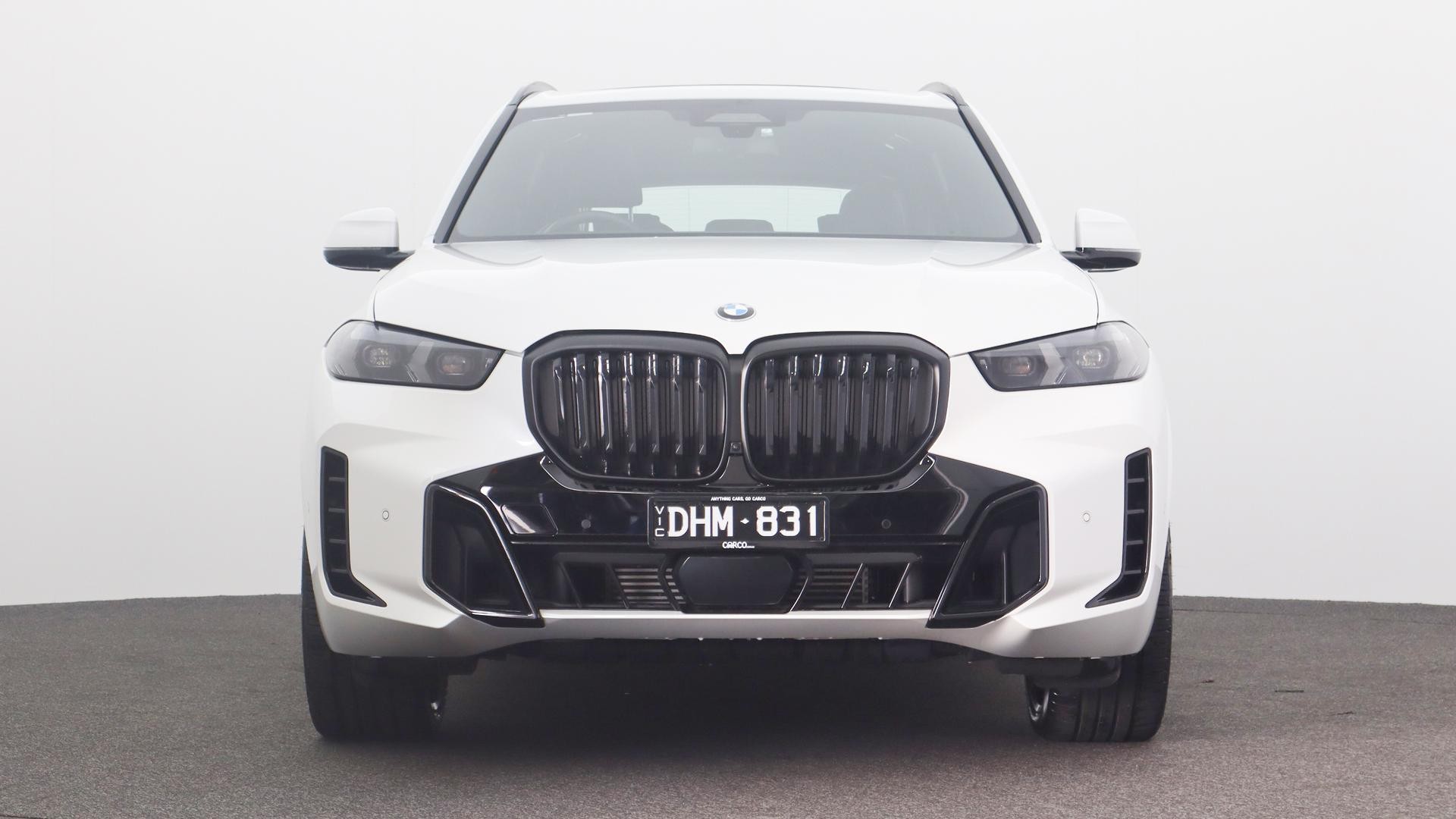 BMW X5 image 2