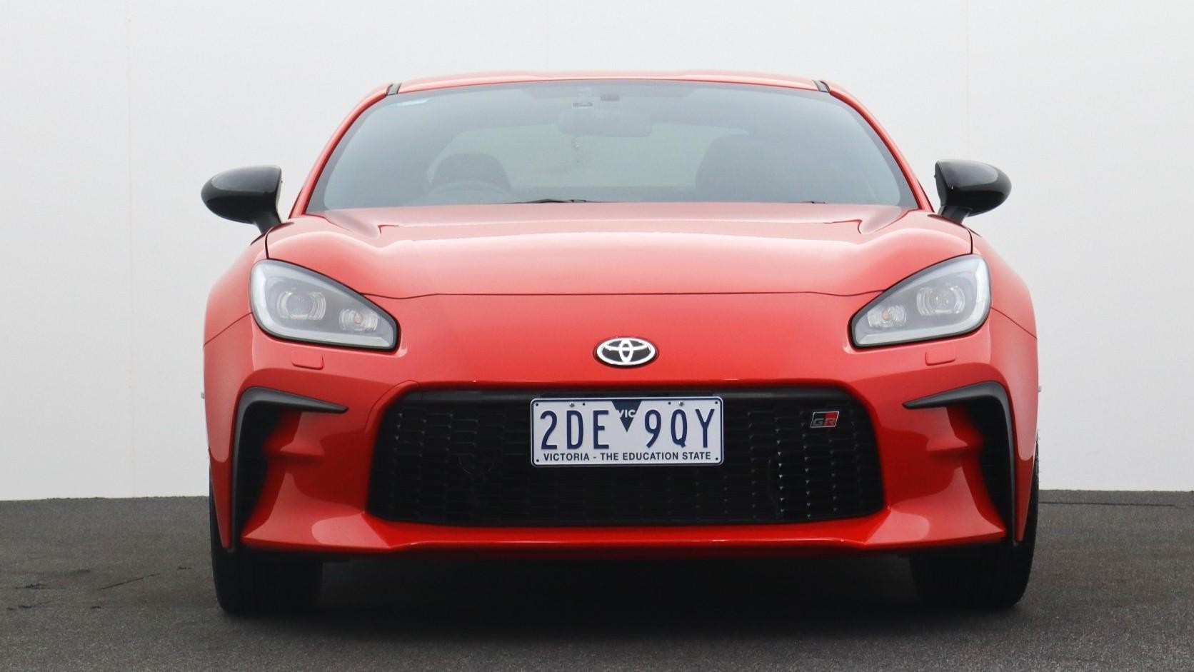 Toyota Gr86 image 2