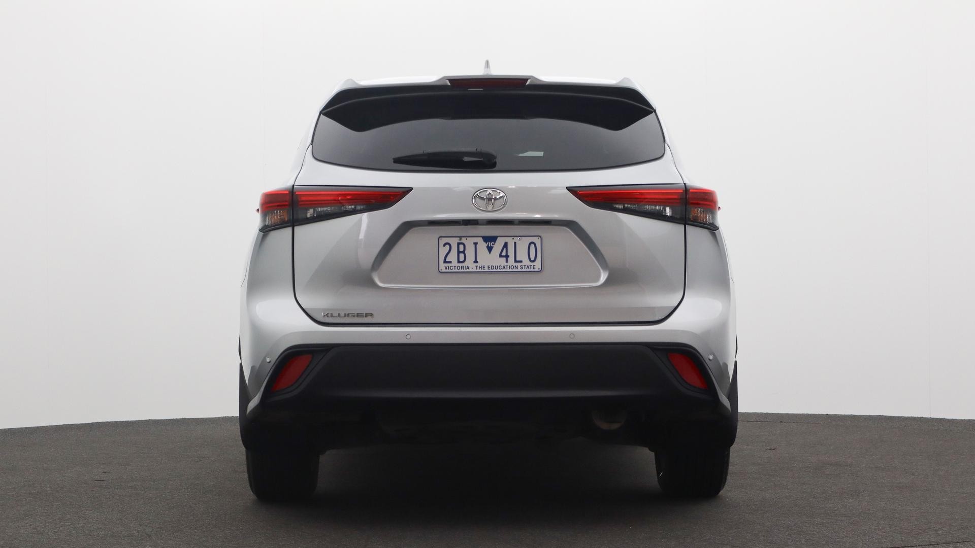 Toyota Kluger image 3
