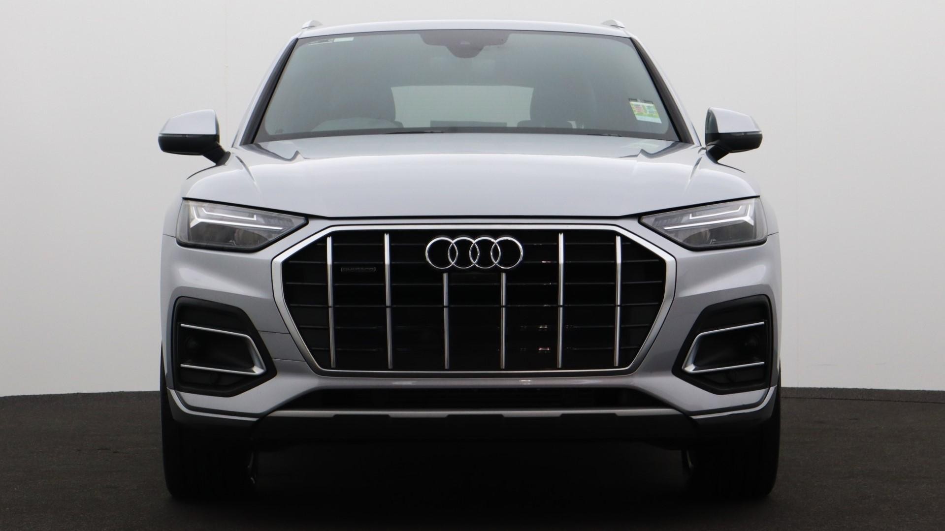 Audi Q5 image 2