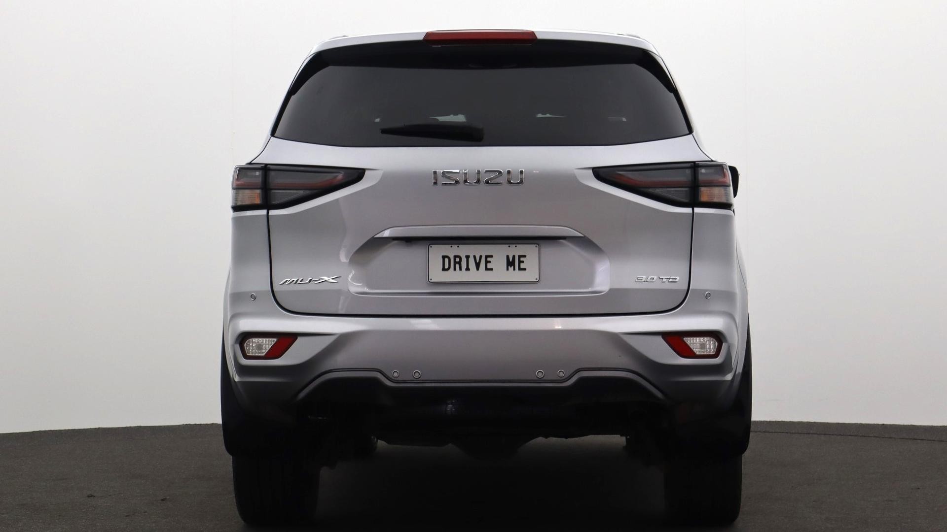 Isuzu Mu-x image 3