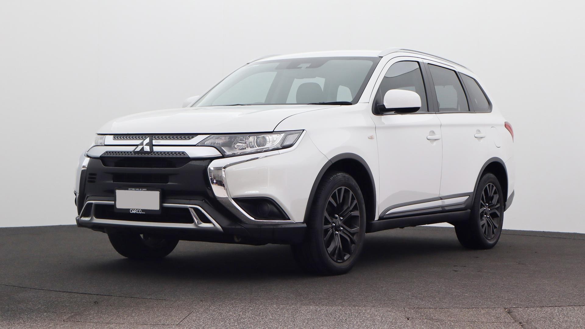 Mitsubishi Outlander image 1