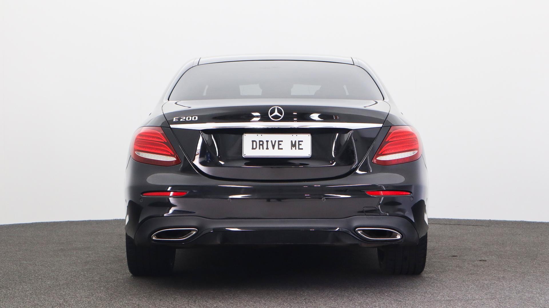 Mercedes Benz E-class image 3