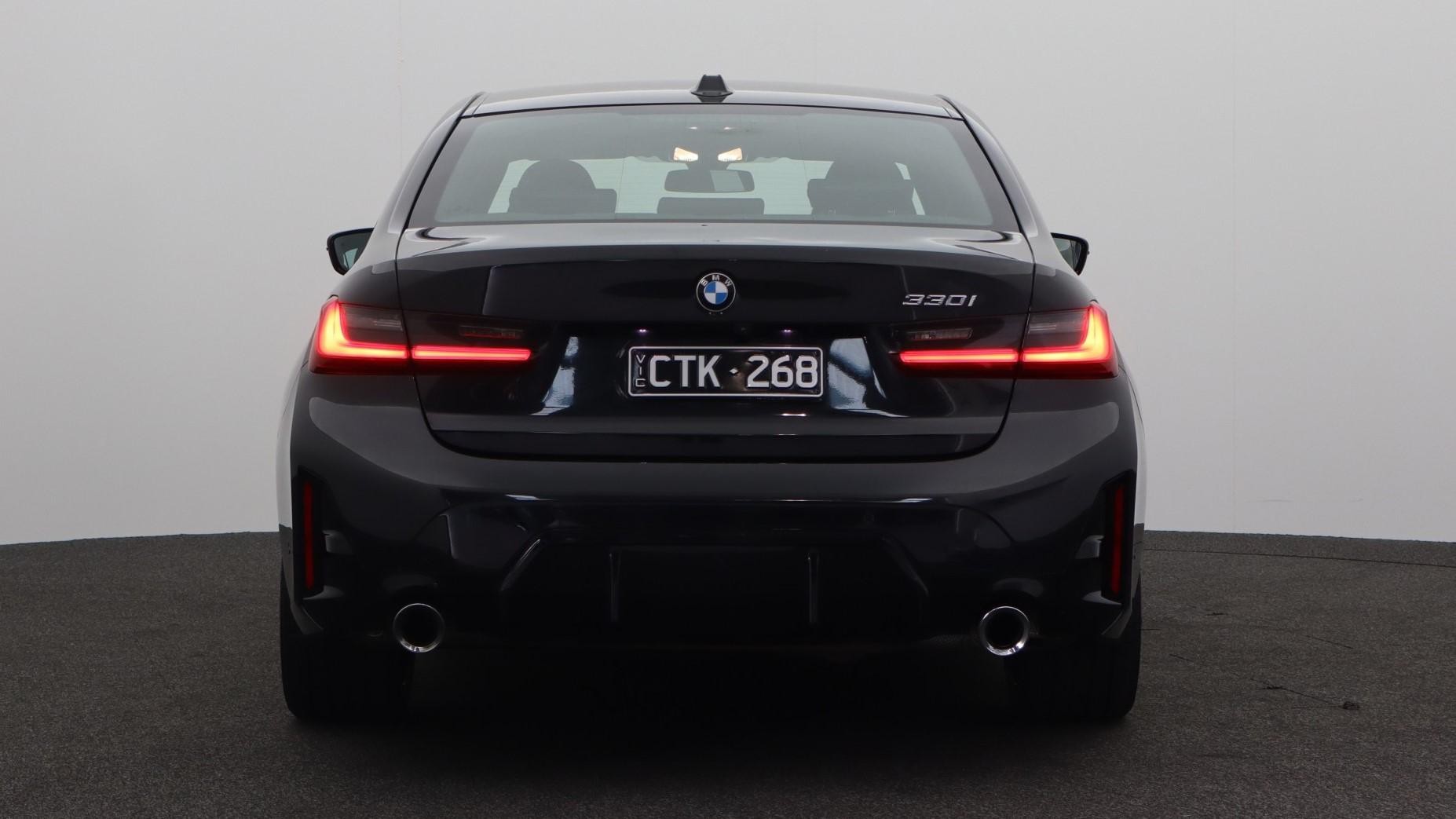BMW 3 Series image 3