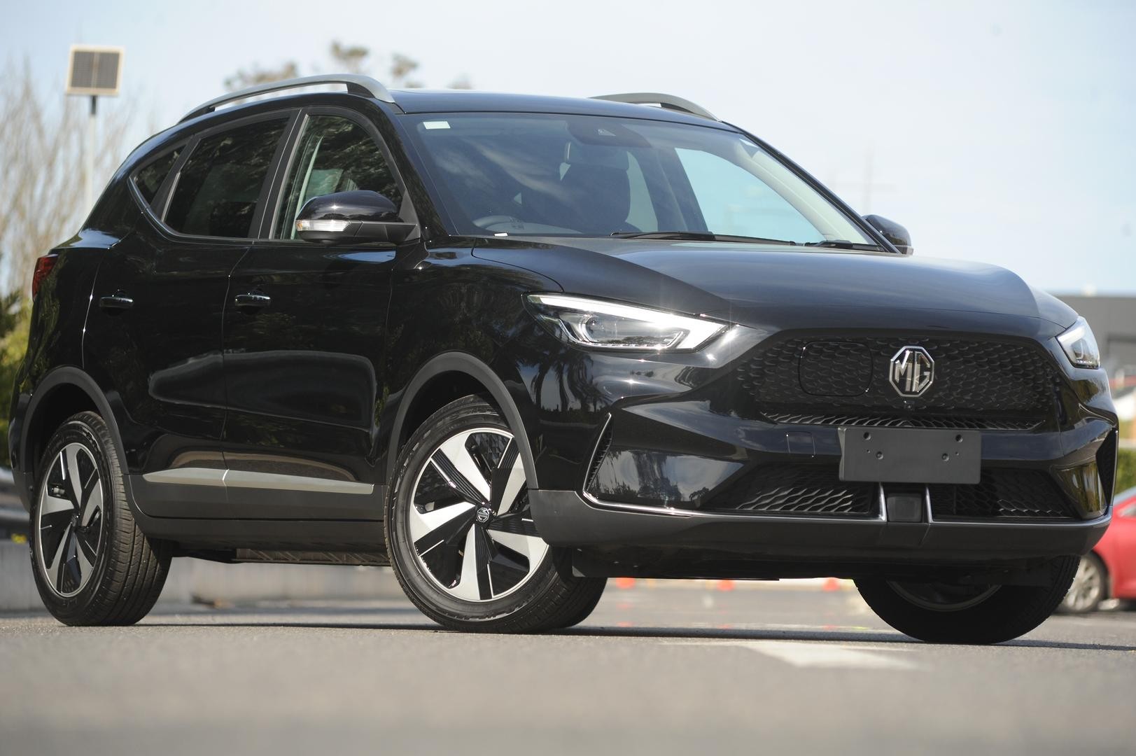MG Zs Ev image 1